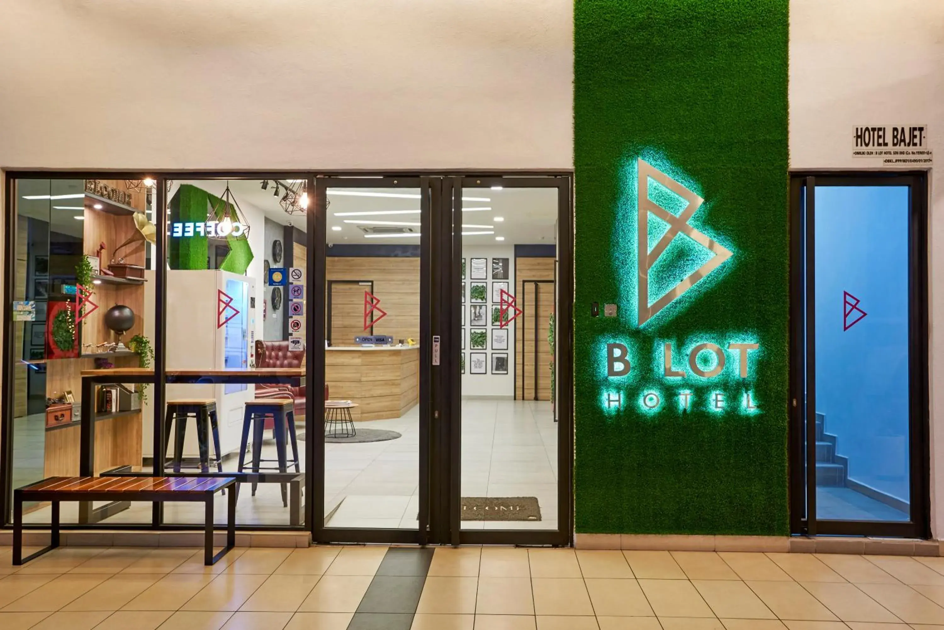 Facade/entrance in B Lot Hotel Facade/entrance in B Lot Hotel