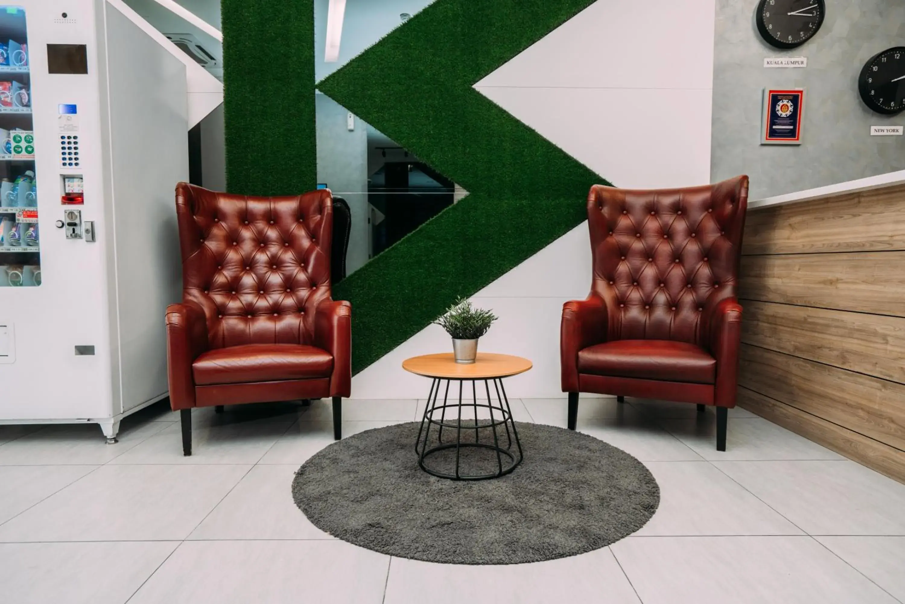 Living room in B Lot Hotel Living room in B Lot Hotel