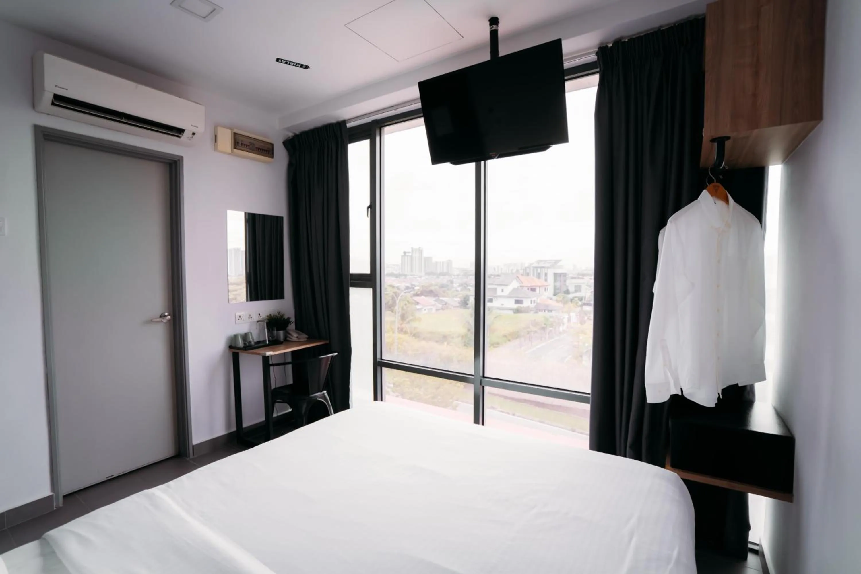 Photo of the whole room, Bed in B Lot Hotel