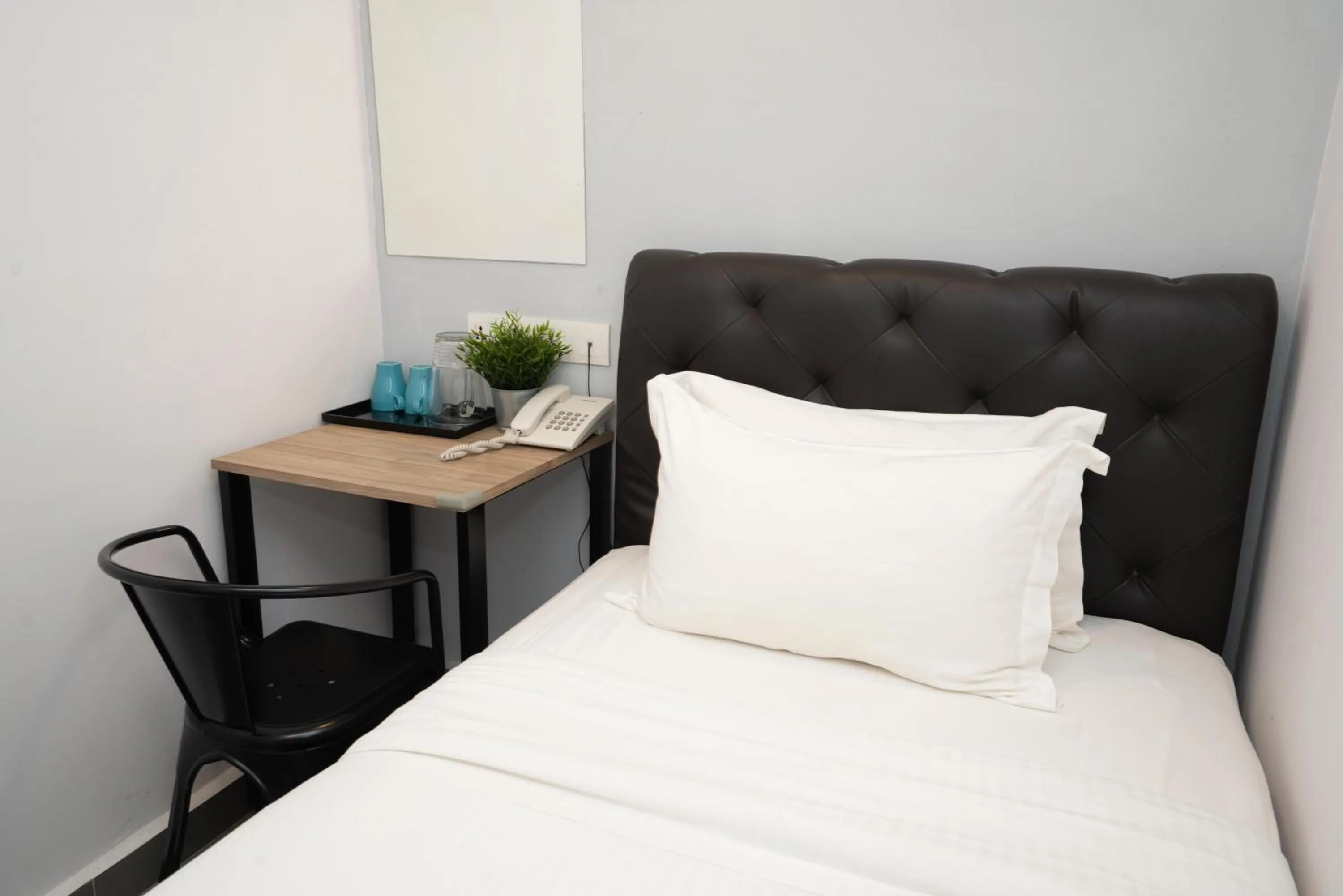 Bedroom, Bed in B Lot Hotel