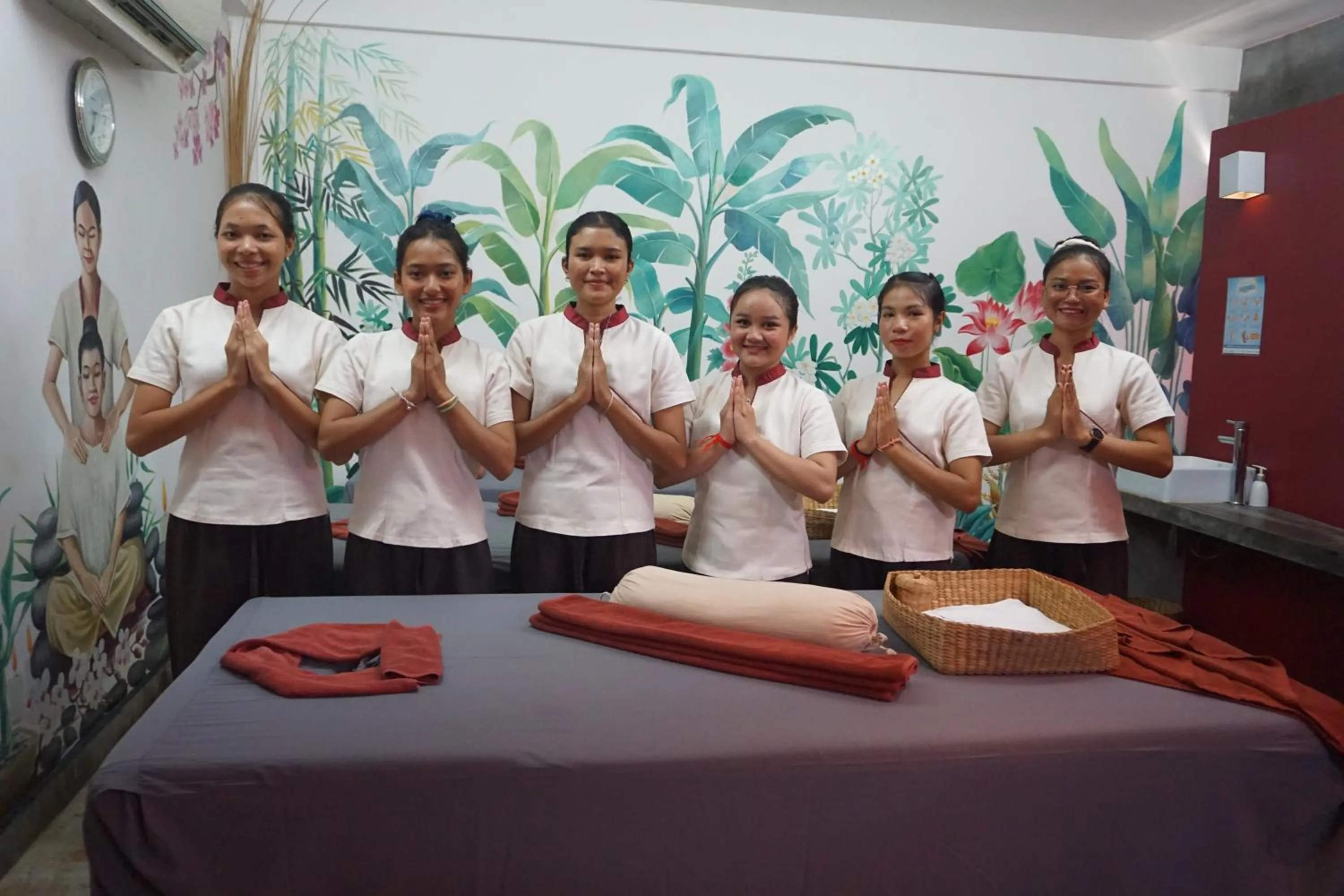 Spa and wellness centre/facilities in Sala Baï Hotel & Restaurant School