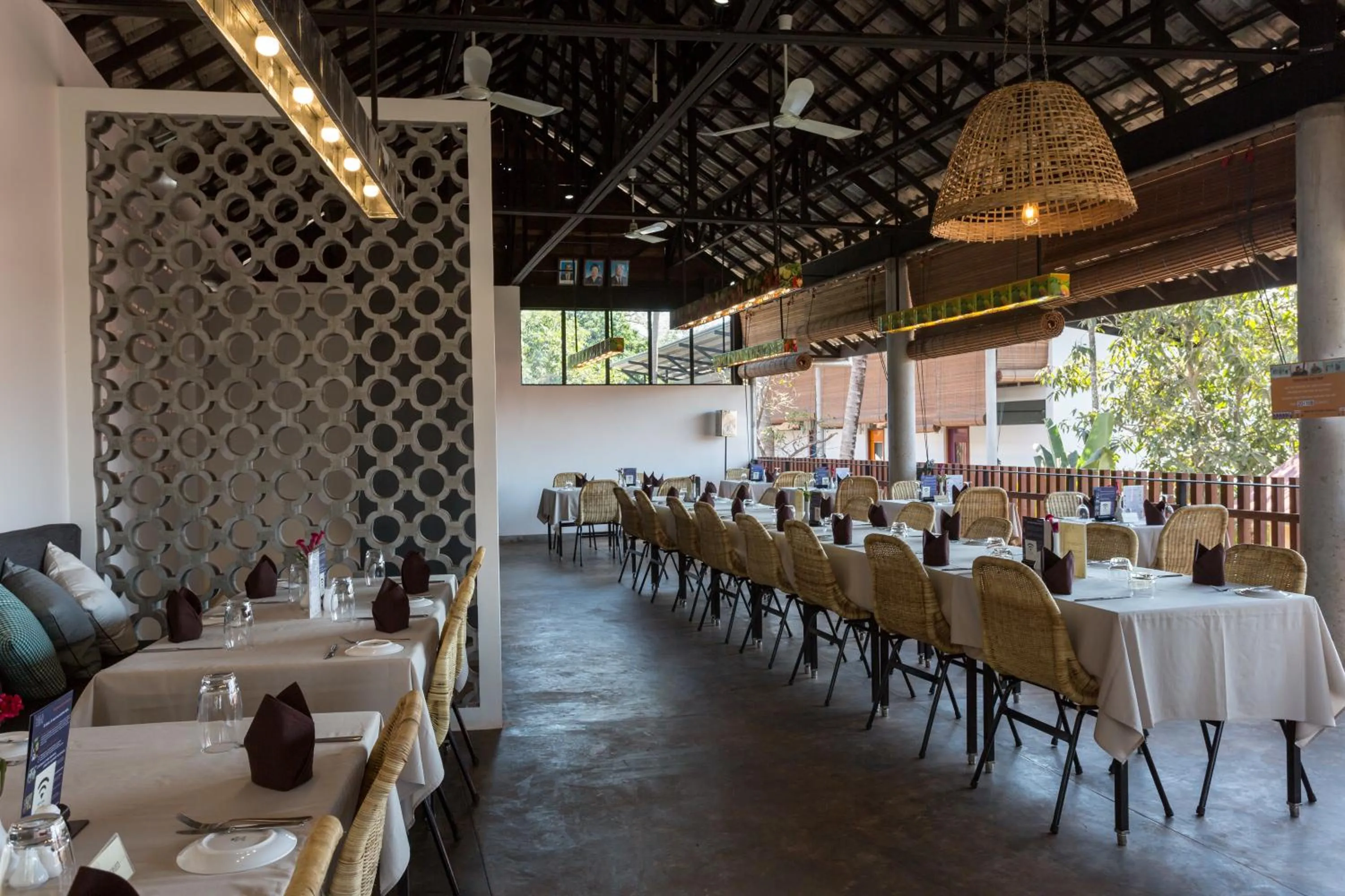 Property building in Sala Baï Hotel & Restaurant School