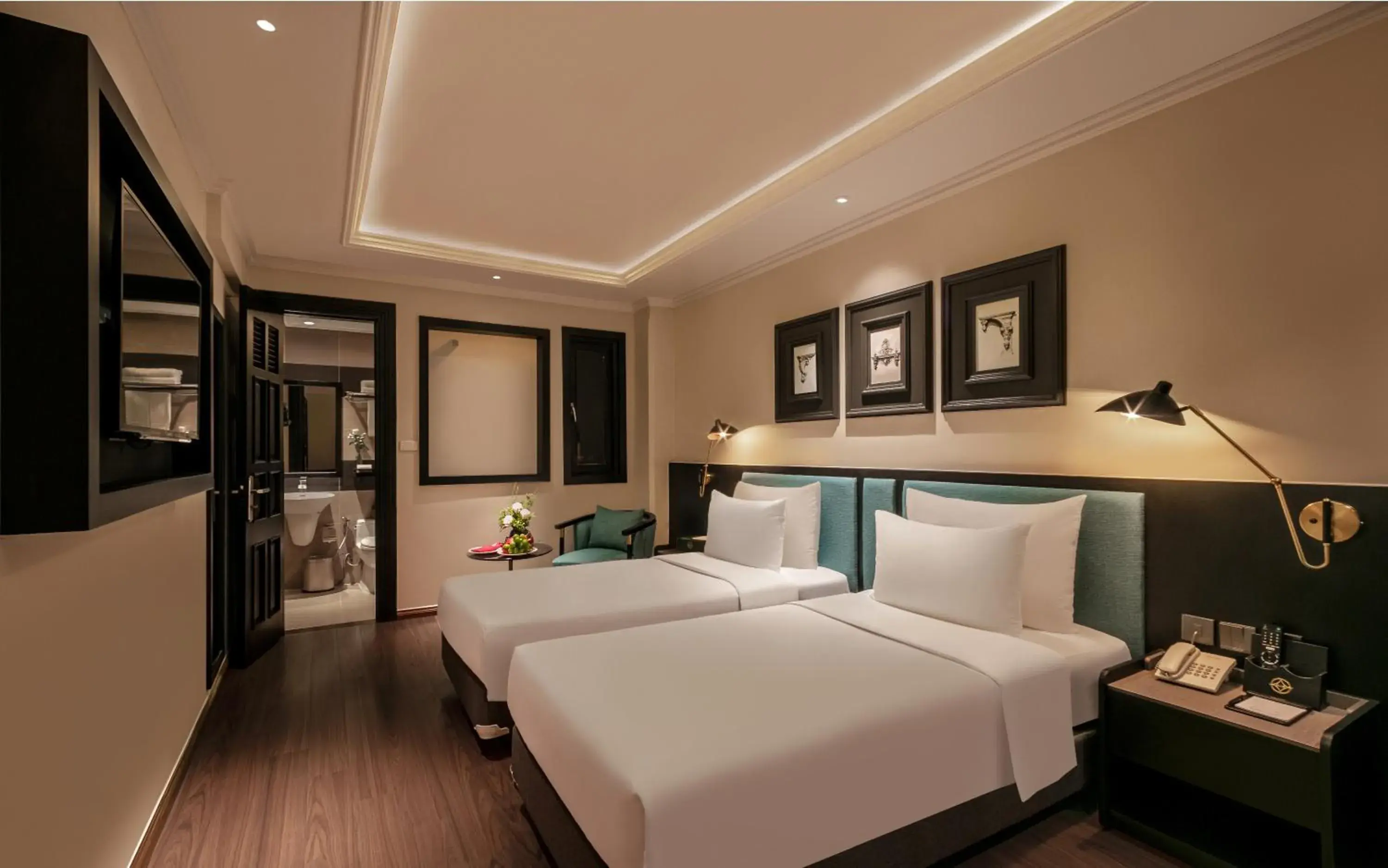 Seating area, Bed in Champton Hanoi Hotel Seating area, Bed in Champton Hanoi Hotel