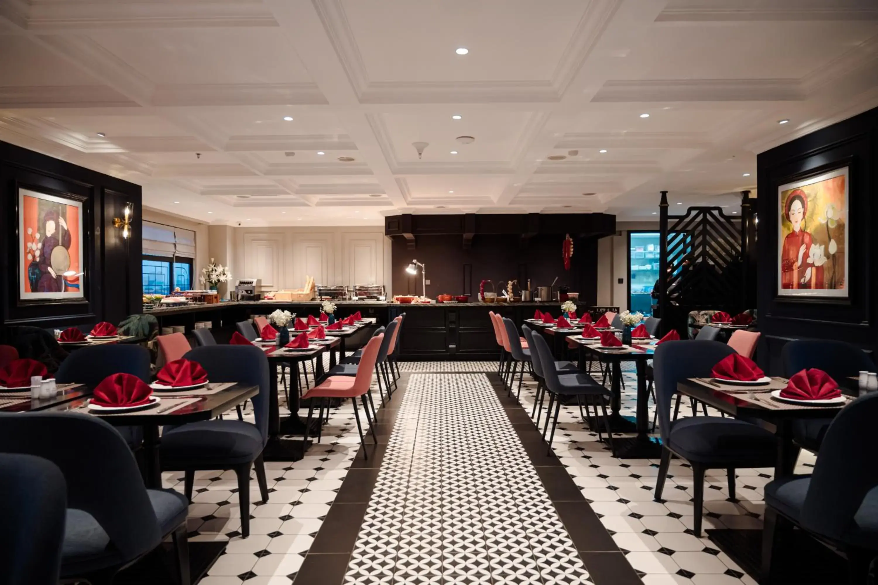 Restaurant/places to eat in Champton Hanoi Hotel Restaurant/places to eat in Champton Hanoi Hotel