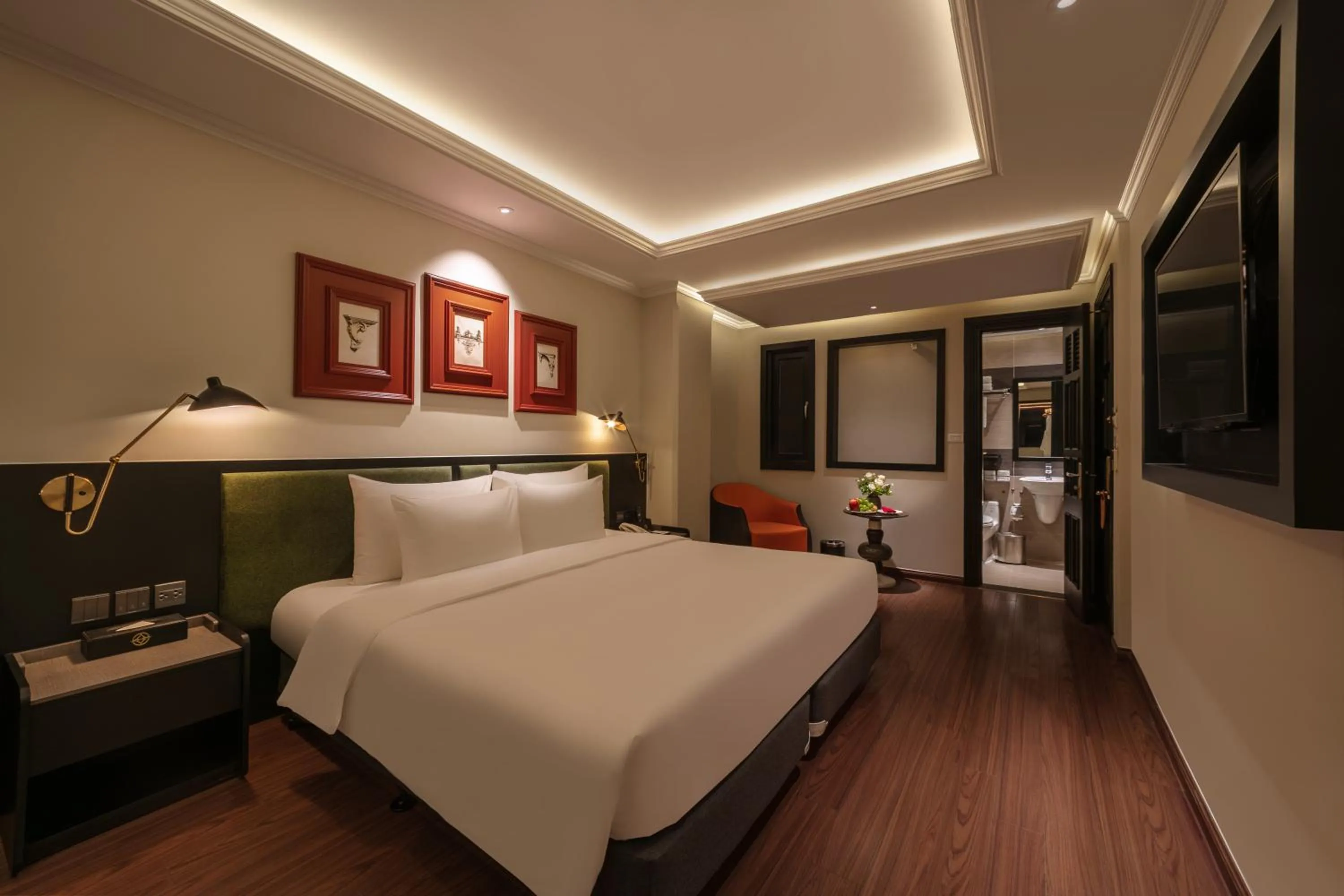 Bedroom, Bed in The Light Hotel