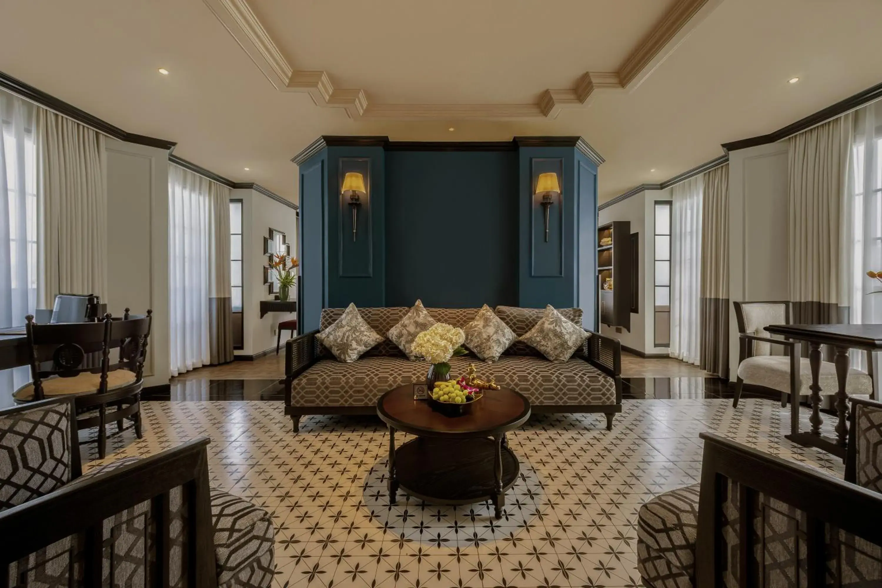 Living room in Champton Hanoi Hotel Living room in Champton Hanoi Hotel