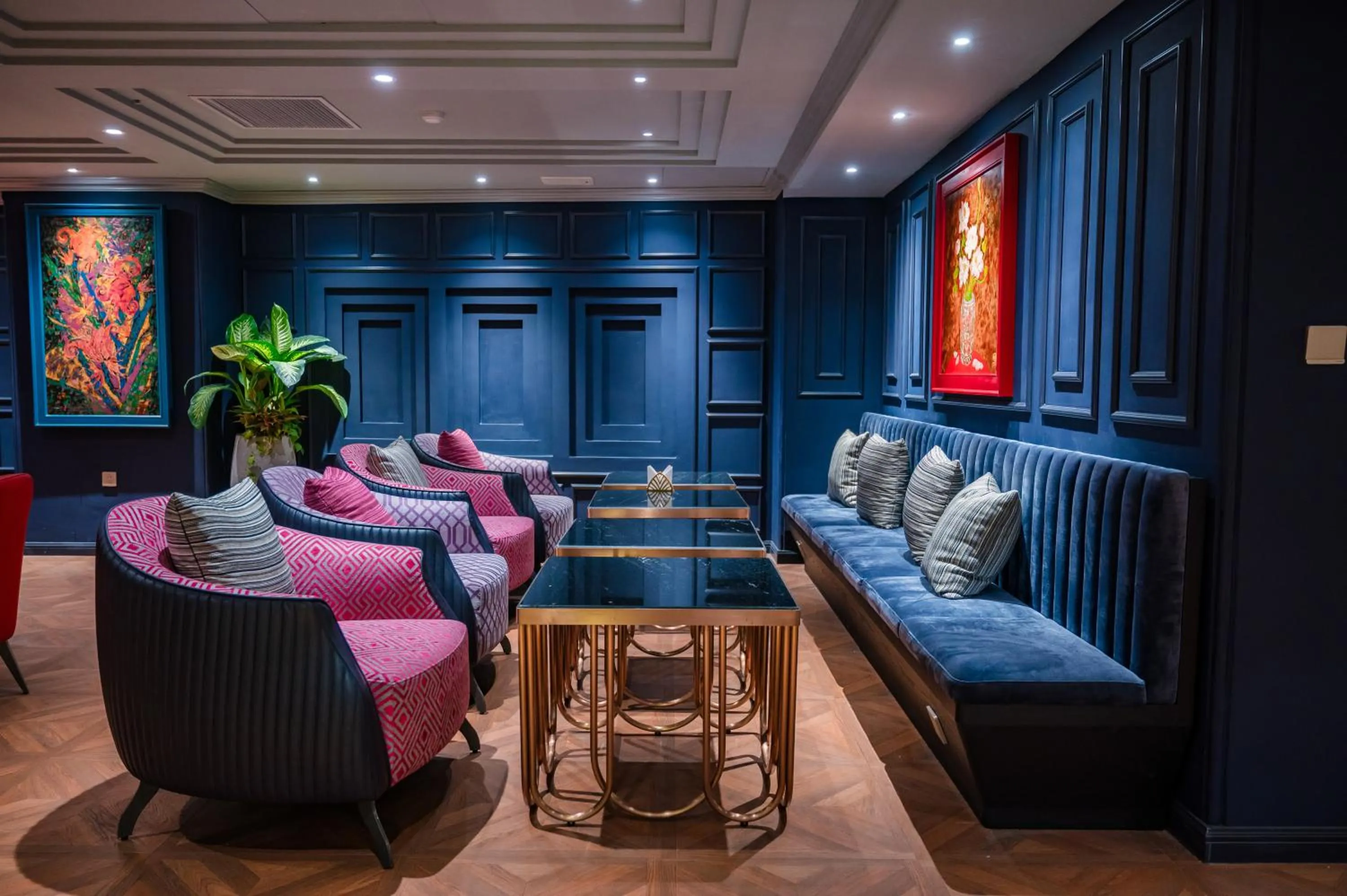 Lounge or bar in Champton Hanoi Hotel
