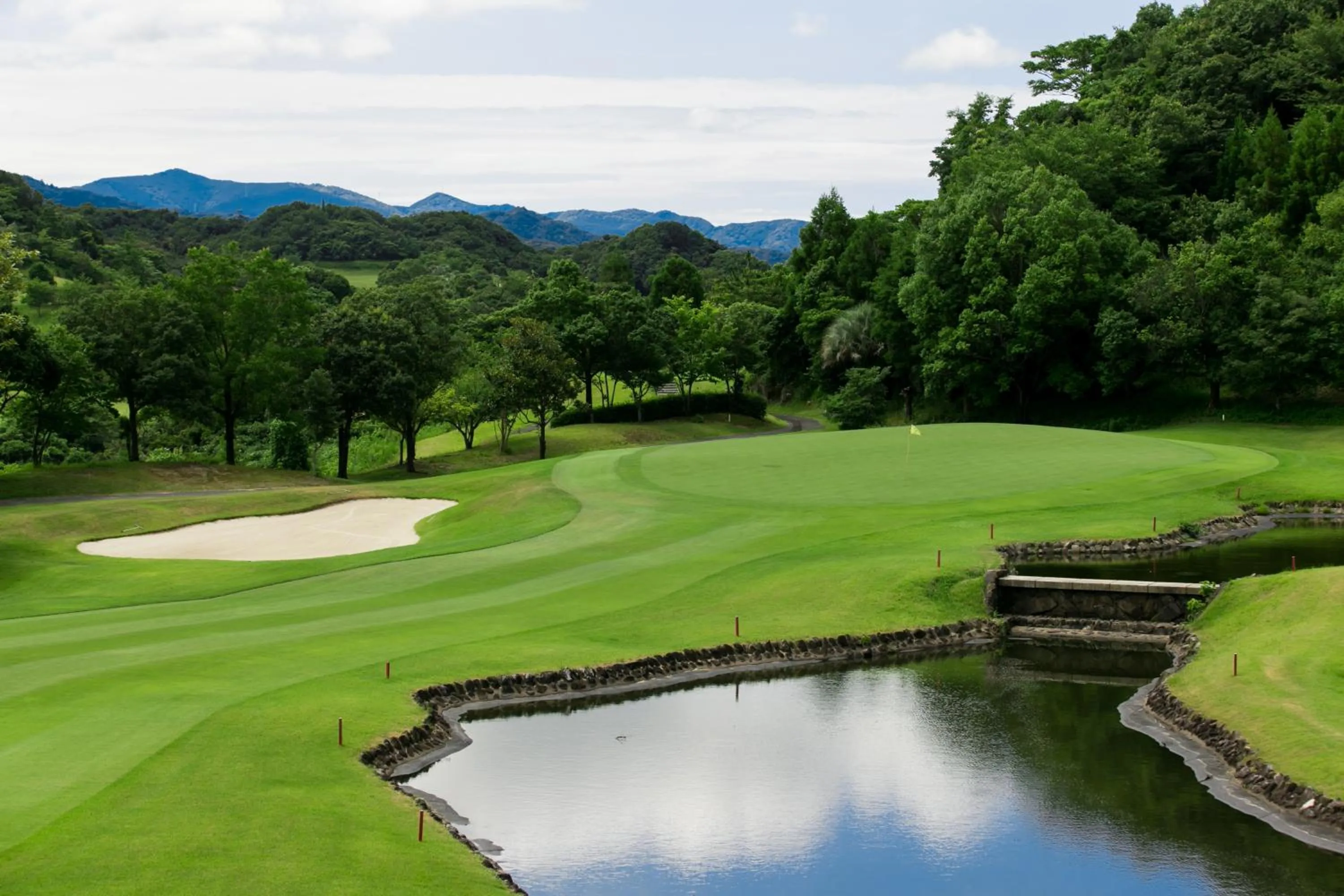Golf in Nanki Shirahama Resort Hotel
