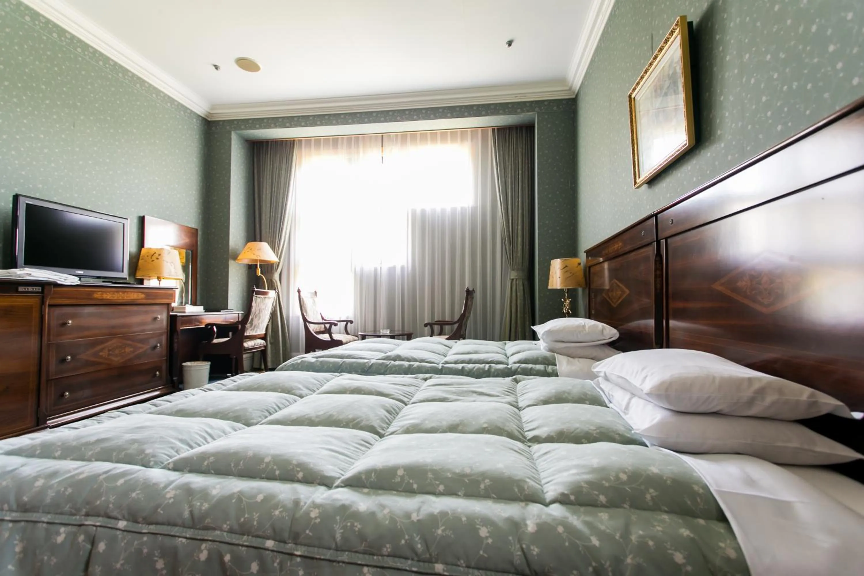 TV/Entertainment Center in Nanki Shirahama Resort Hotel