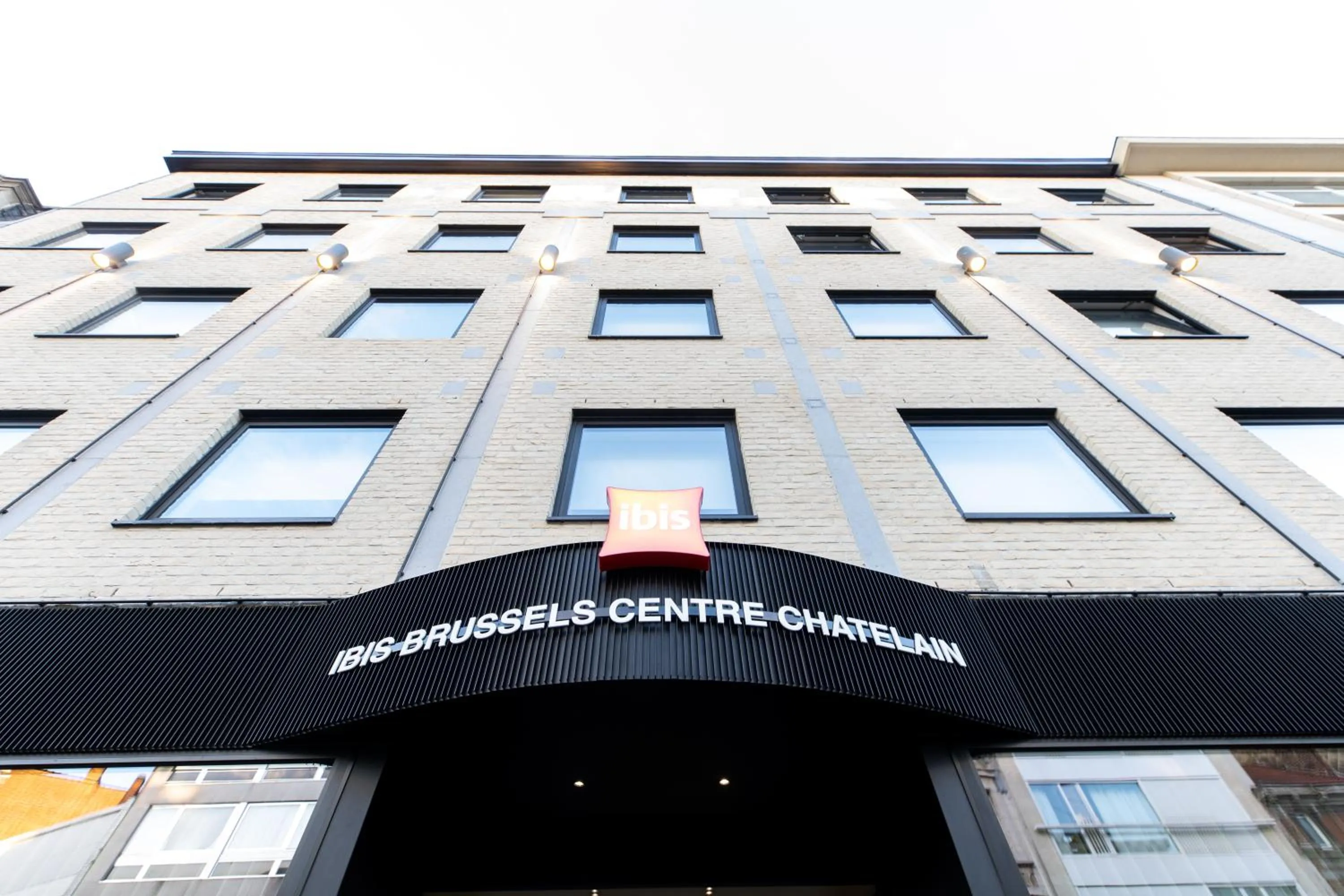 Property building in ibis Brussels Centre Chatelain