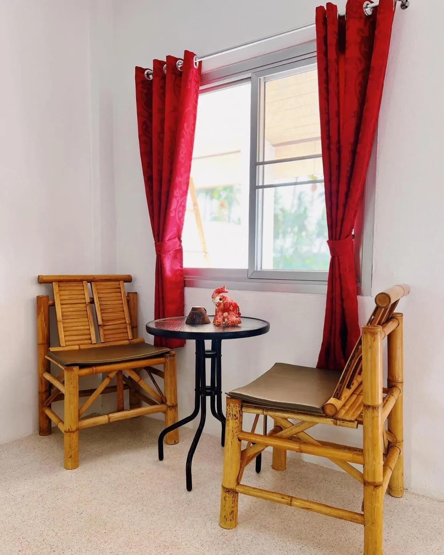 King Room with Balcony in Wirason Residence King Room with Balcony in Wirason Residence