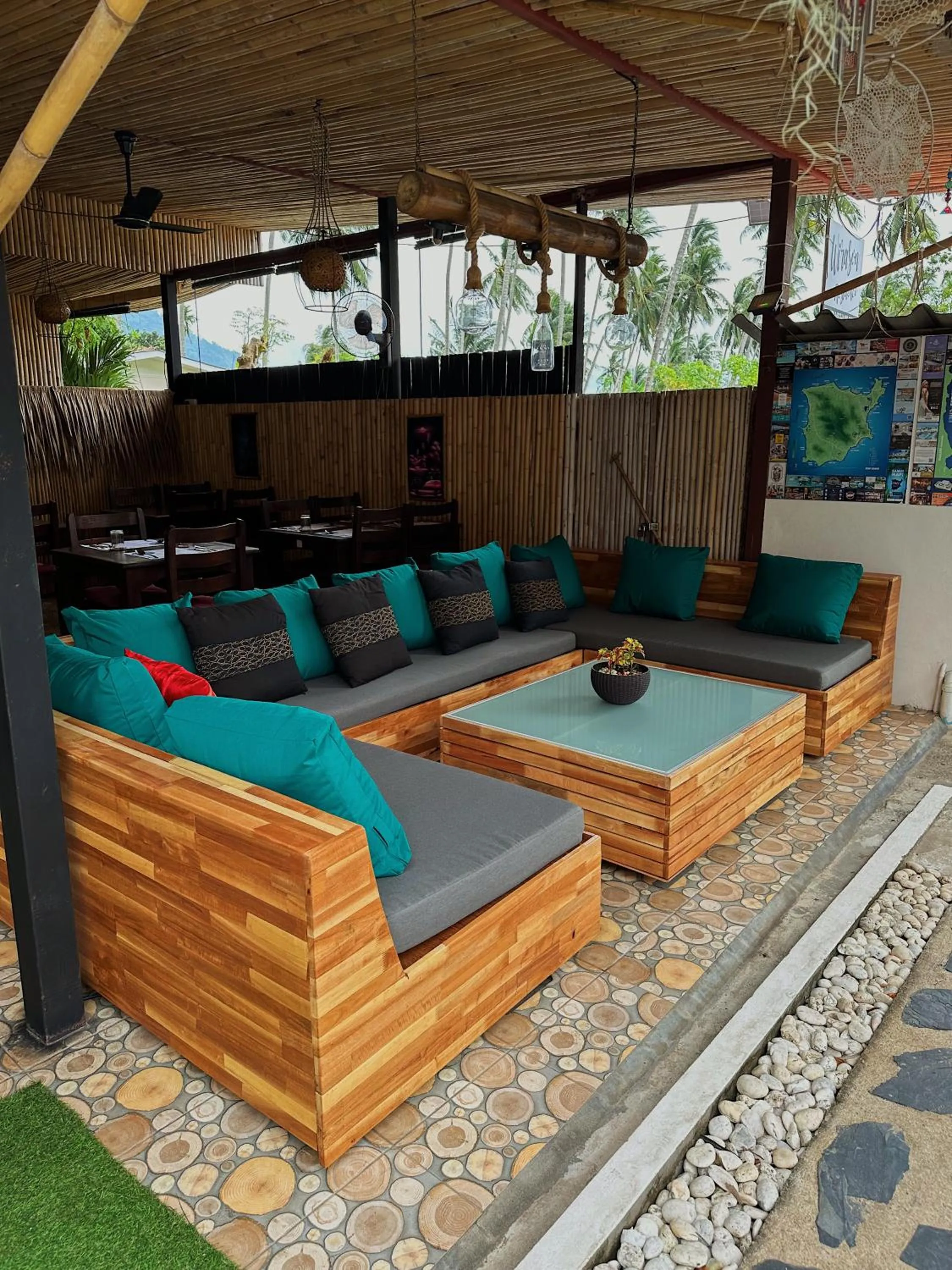 Communal lounge/ TV room in Wirason Residence