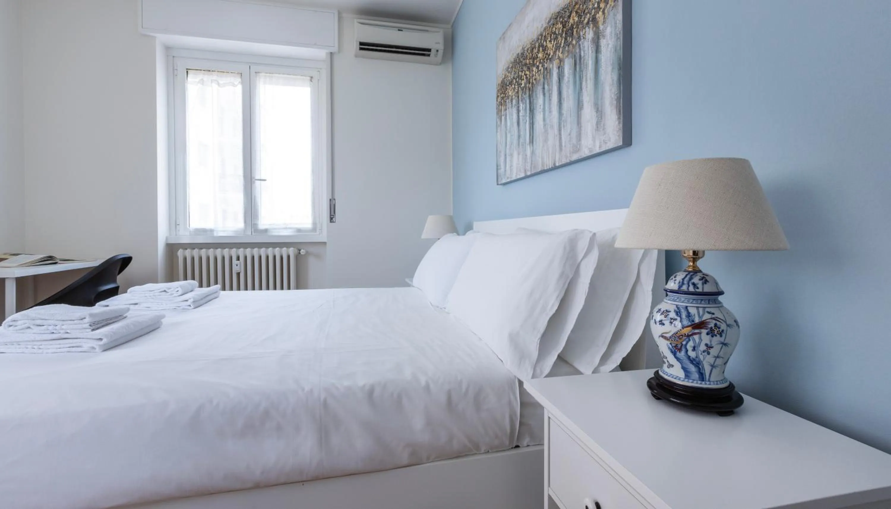 Bedroom, Bed in Italianway Easy - Bonnet 5