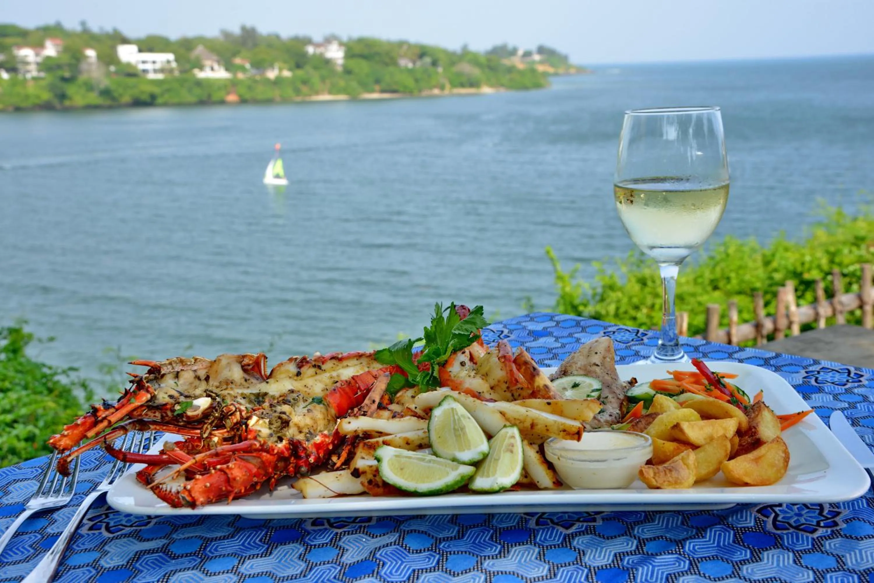 Lunch in Mnarani Beach Club