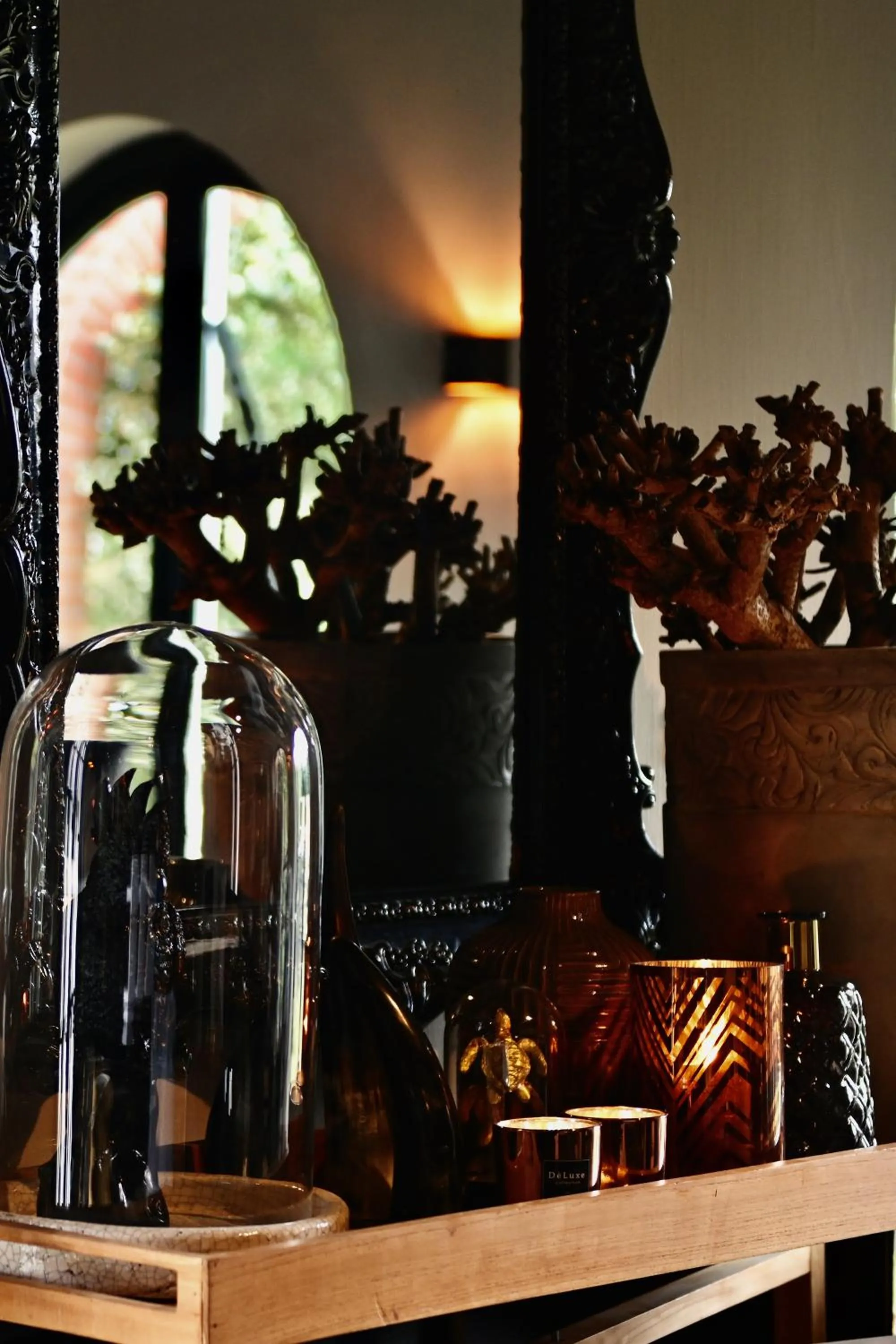 Decorative detail in Hotel Ten Lande