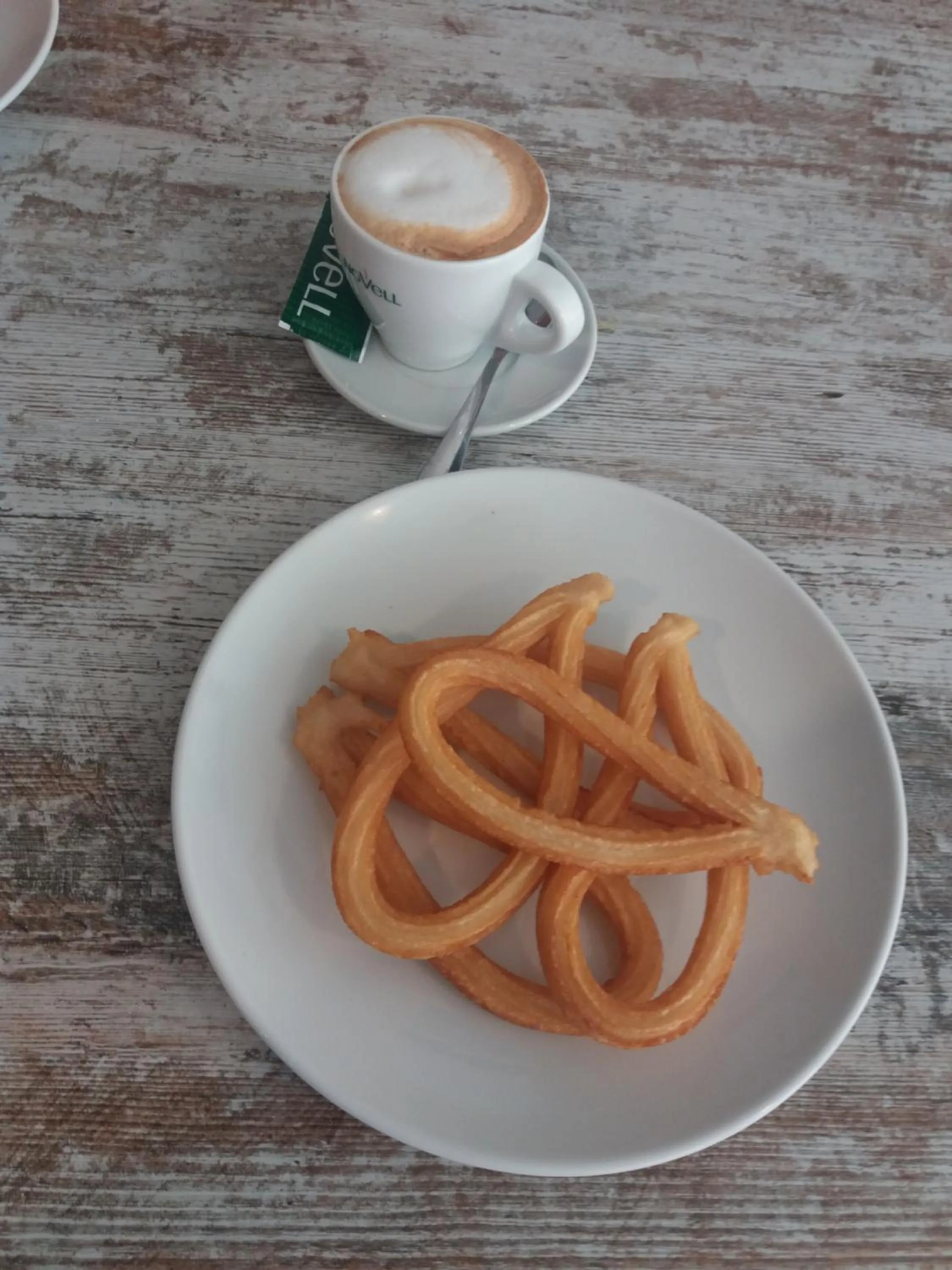 Restaurant/places to eat in Hostal Ciempozuelos, cerca del Parque Warner y Madrid