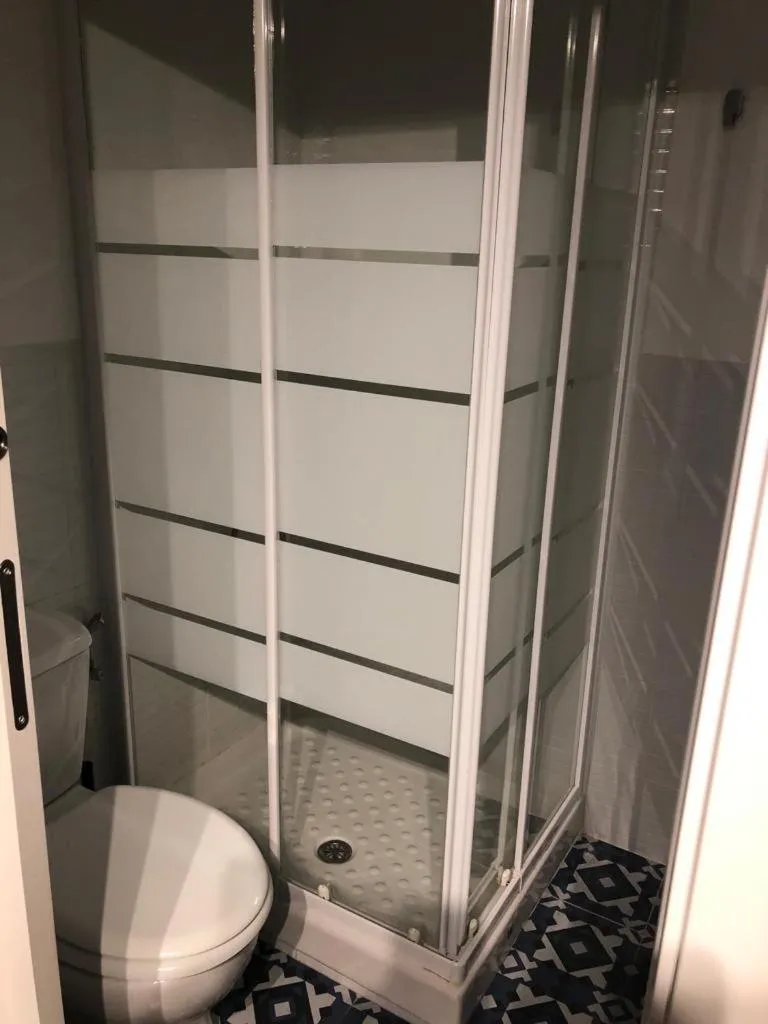 Hostal Ciempozuelos, cerca del Parque Warner y Madrid