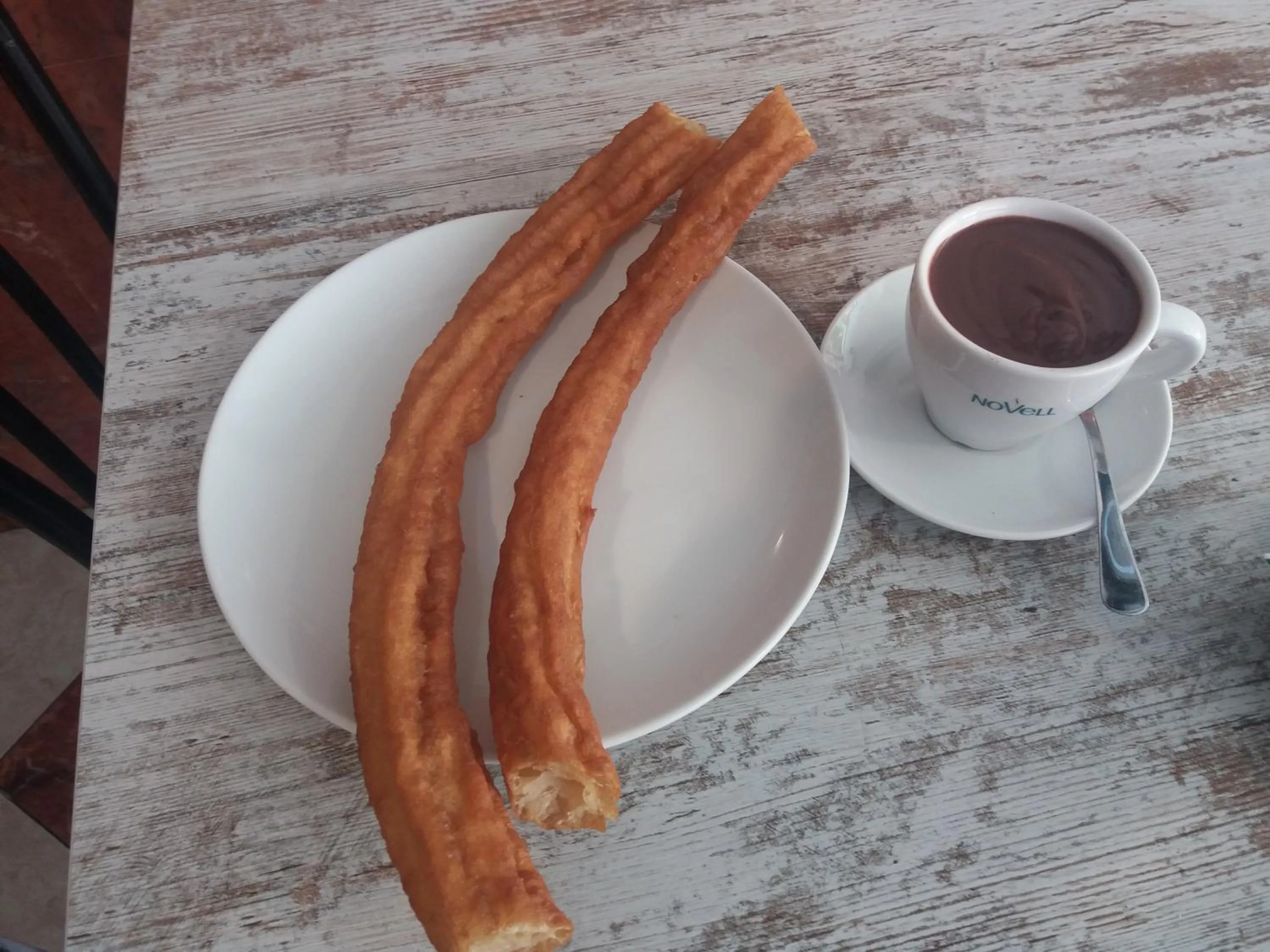 Restaurant/places to eat in Hostal Ciempozuelos, cerca del Parque Warner y Madrid