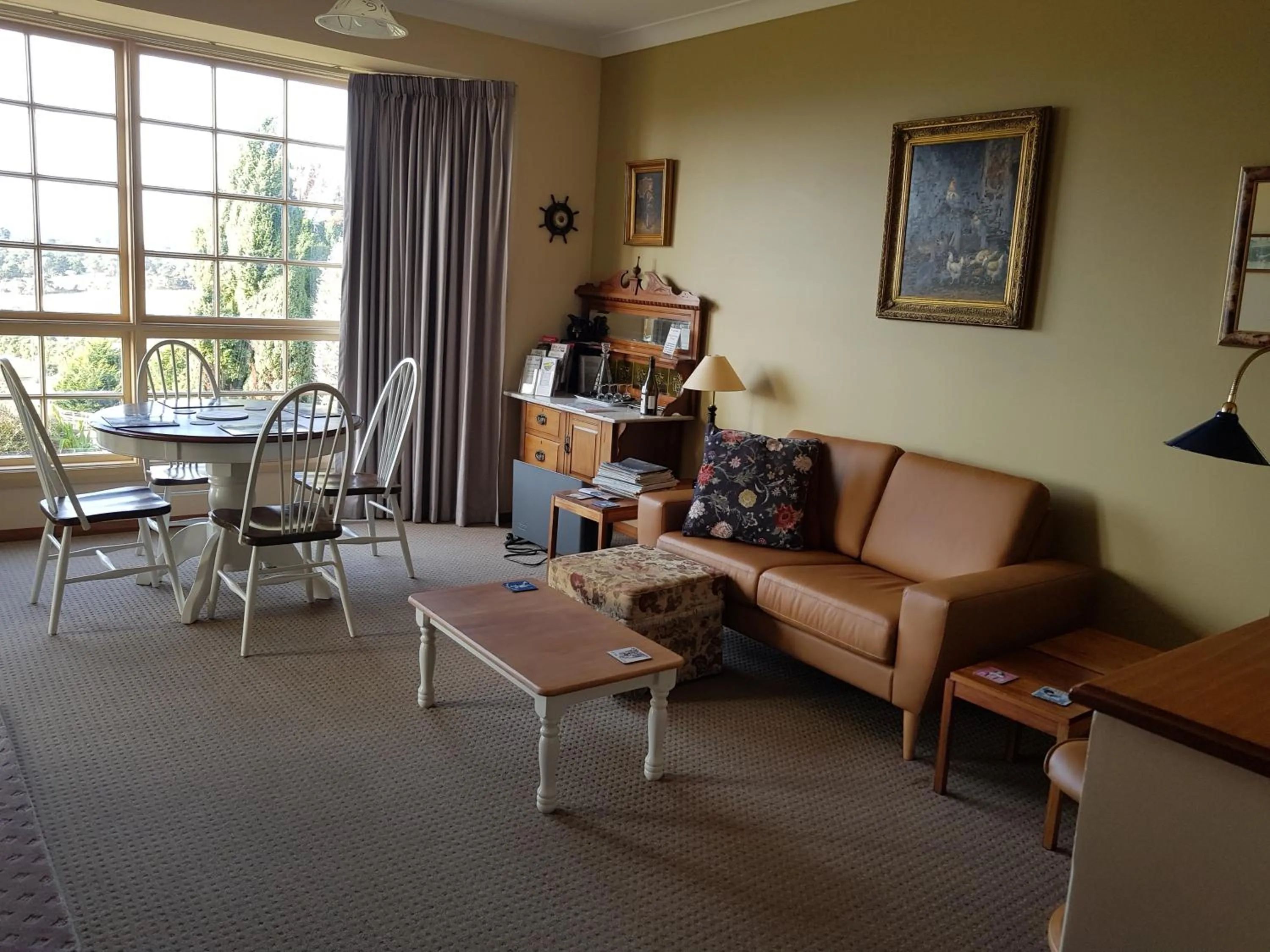 Living room in Cornwall Cottage