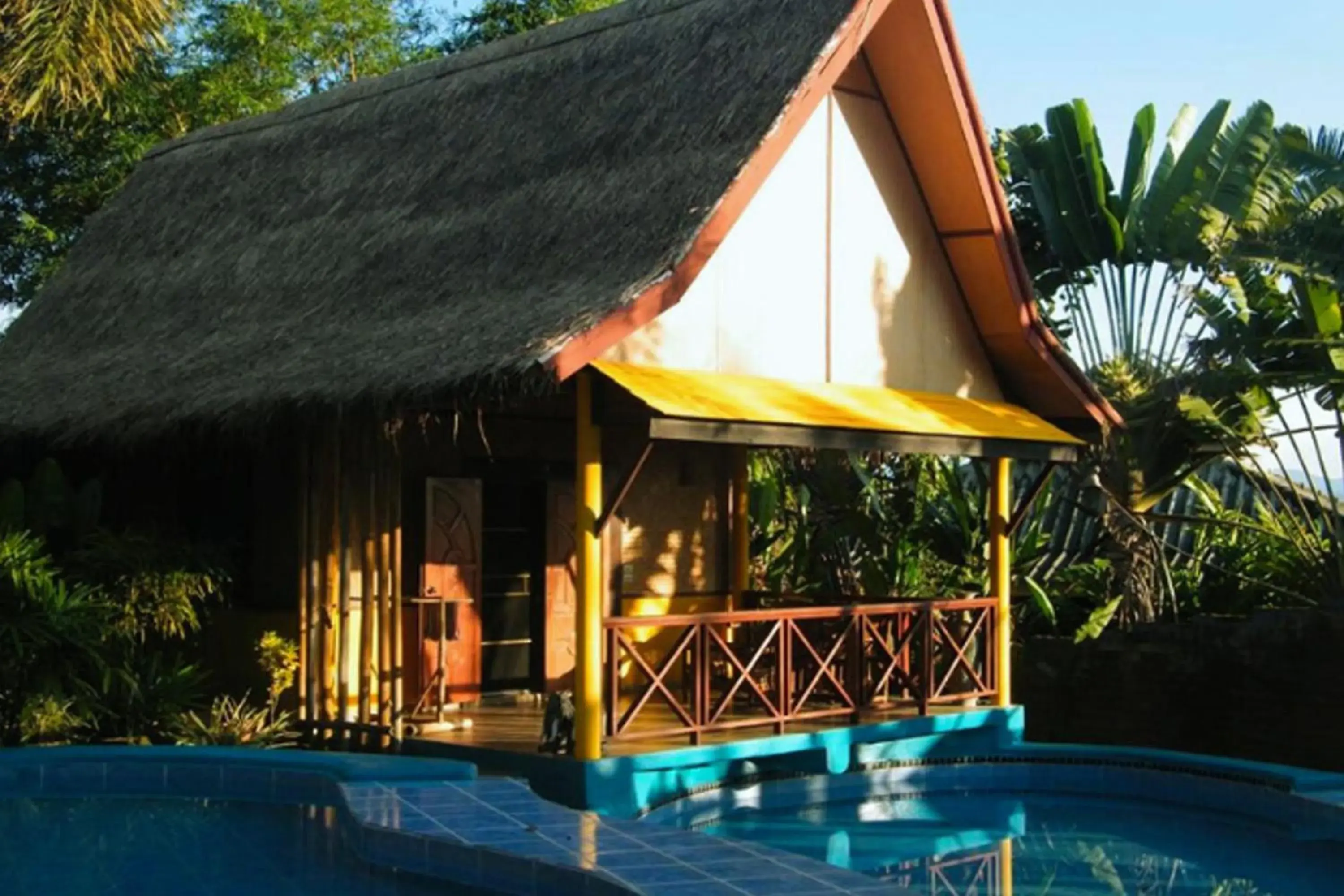 Property building in Old Tree's House Property building in Old Tree's House