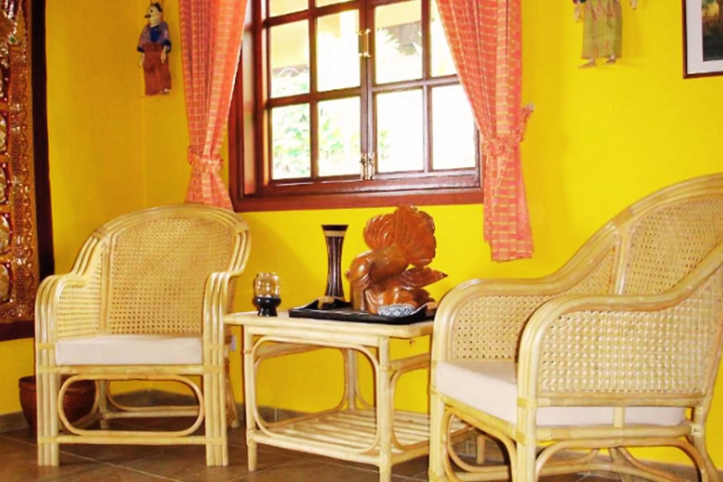 Seating area in Old Tree's House