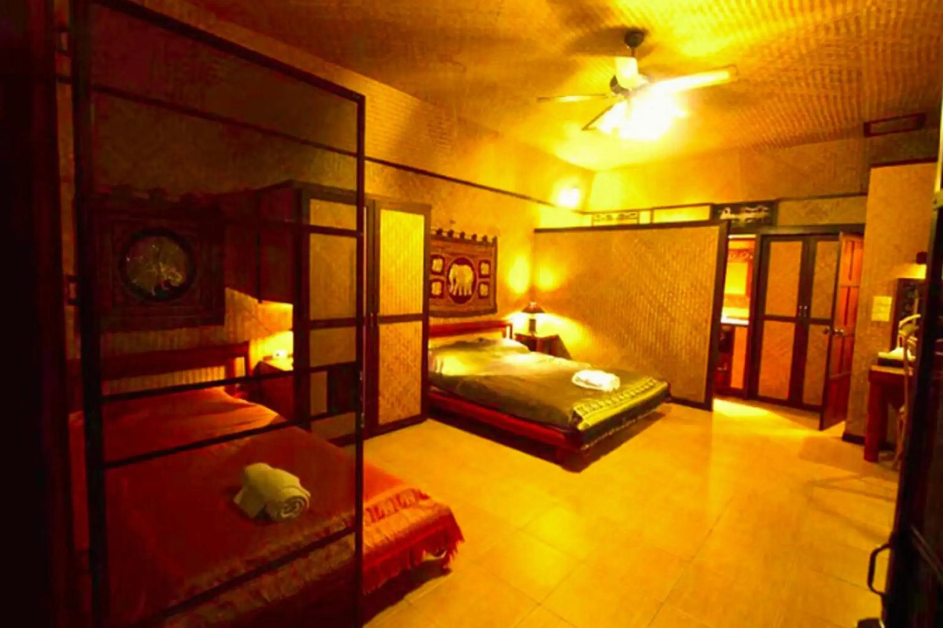 Bed in Old Tree's House Bed in Old Tree's House