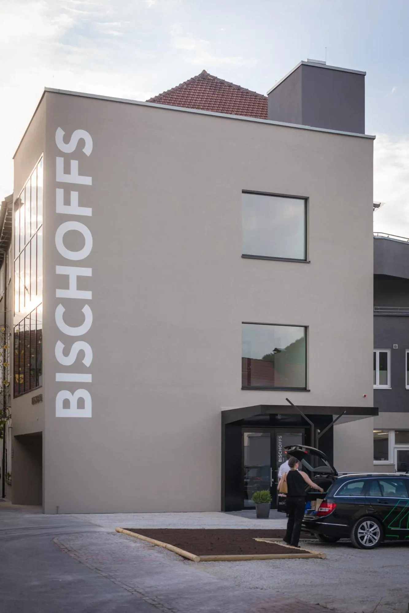 Facade/entrance in Bischoffs Hotel