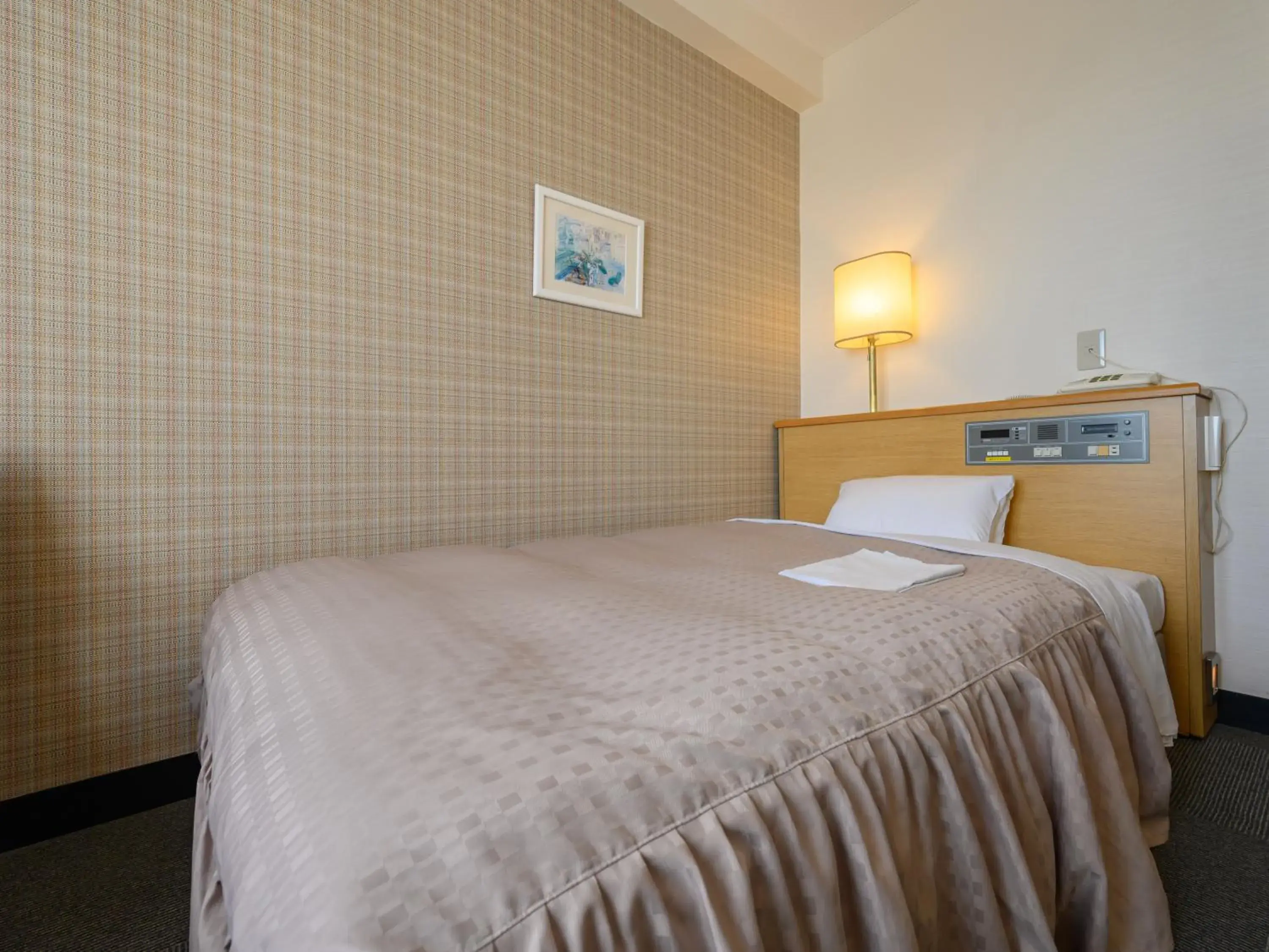 Photo of the whole room, Bed in Hotel Green Park Suzuka Photo of the whole room, Bed in Hotel Green Park Suzuka