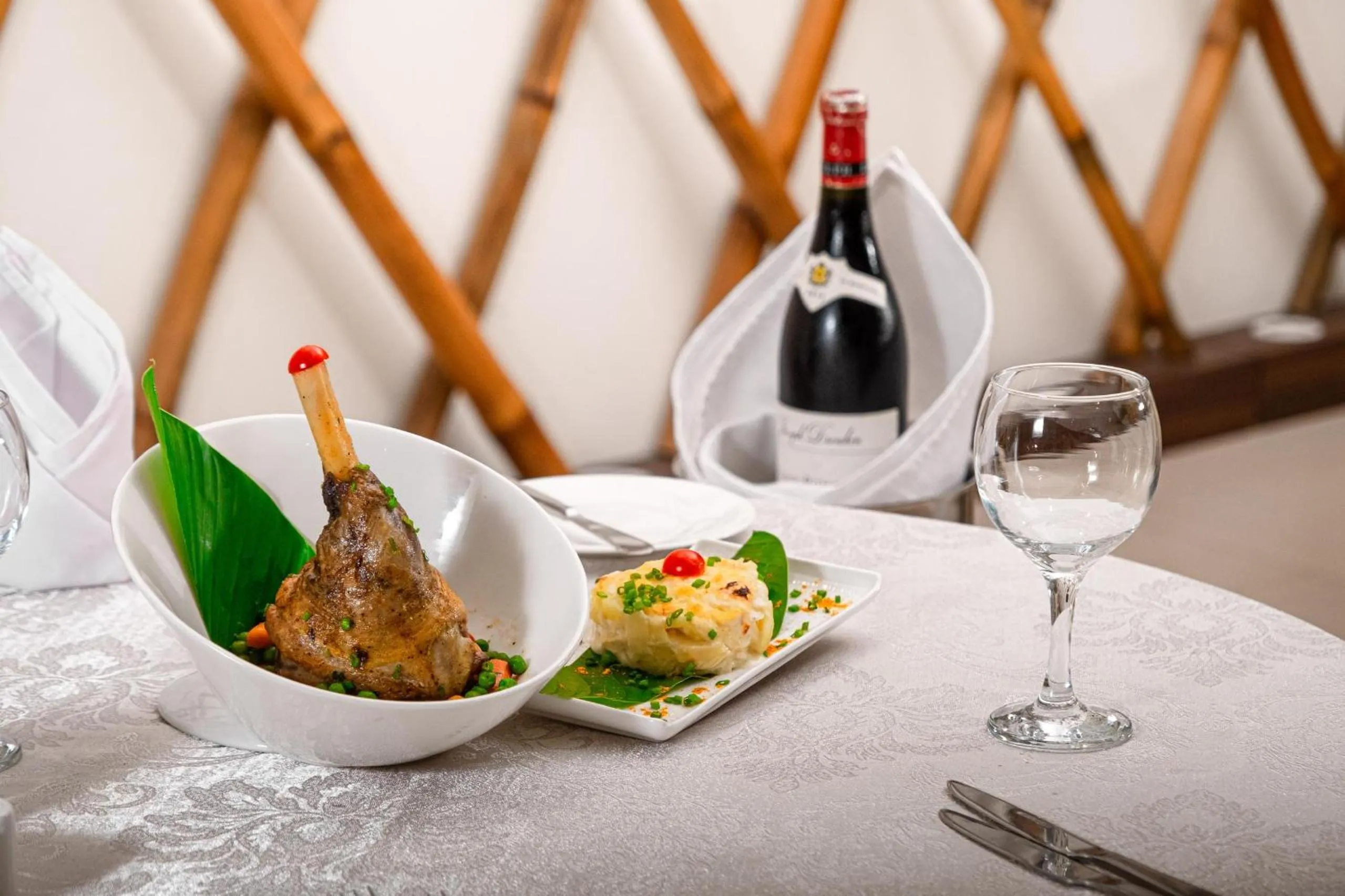 Restaurant/places to eat in Azalaï Hôtel Abidjan