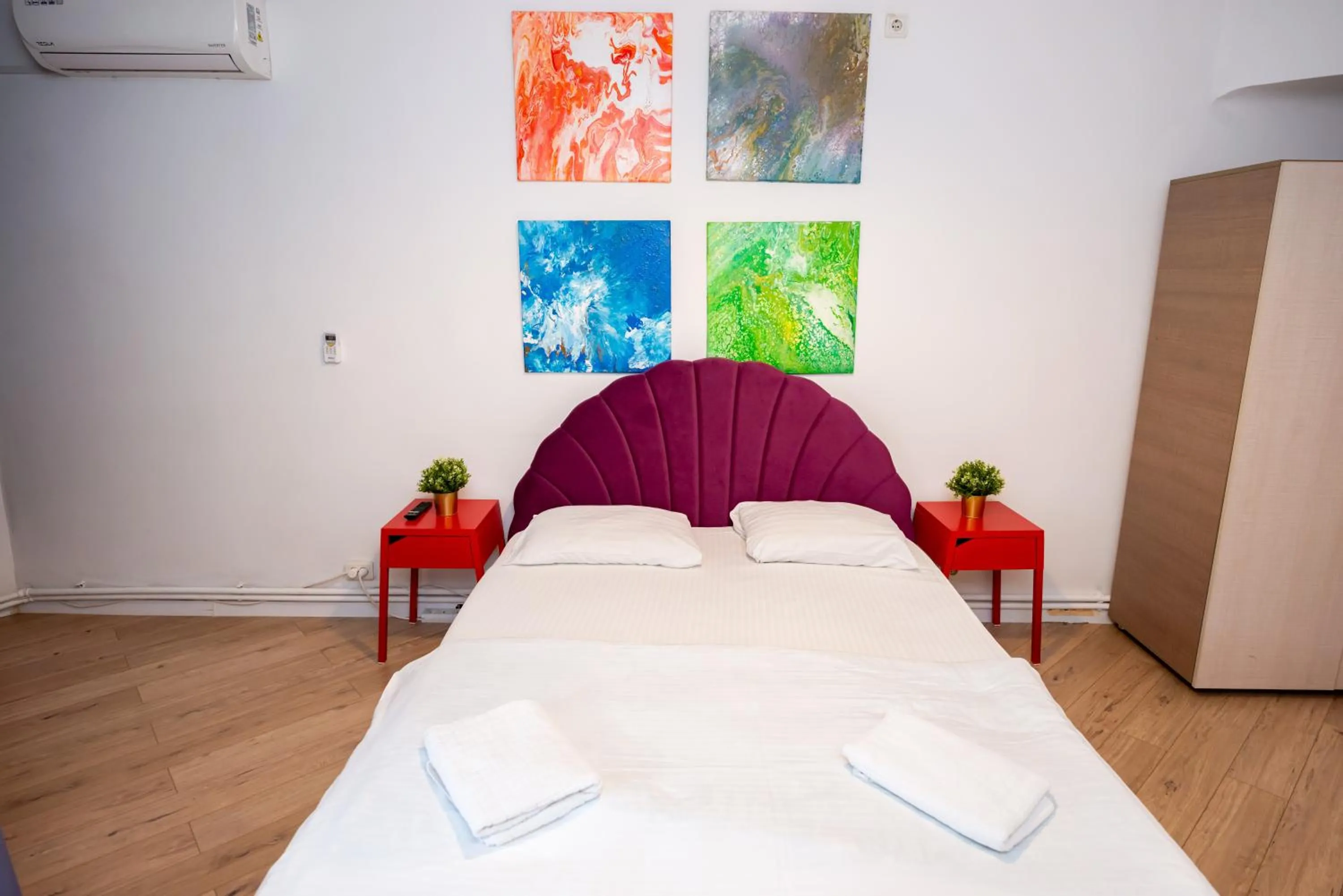 Two-Bedroom Apartment in Ideal Accommodation Old Centre