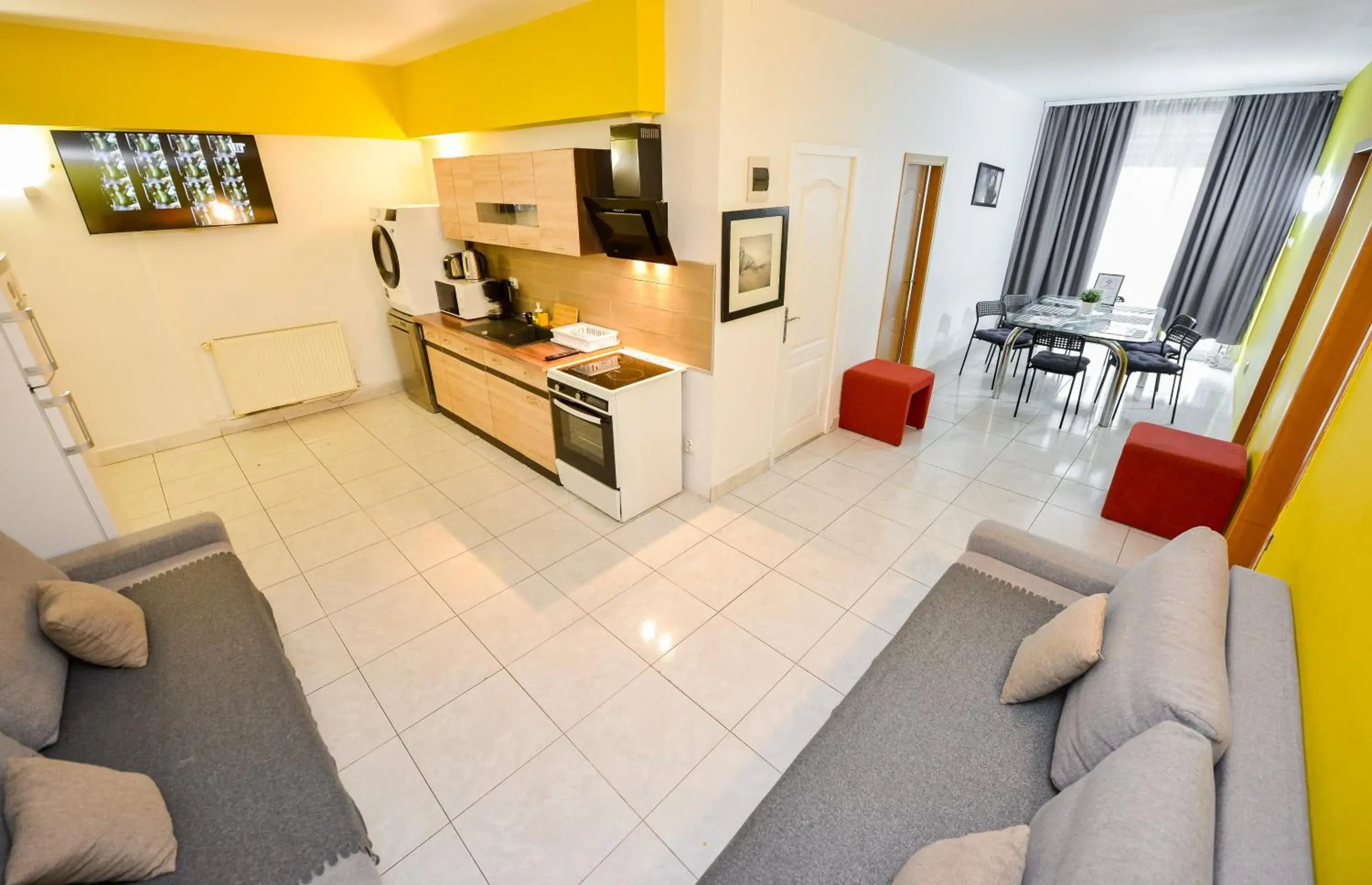 Apartment with Terrace in Ideal Accommodation Old Centre Apartment with Terrace in Ideal Accommodation Old Centre