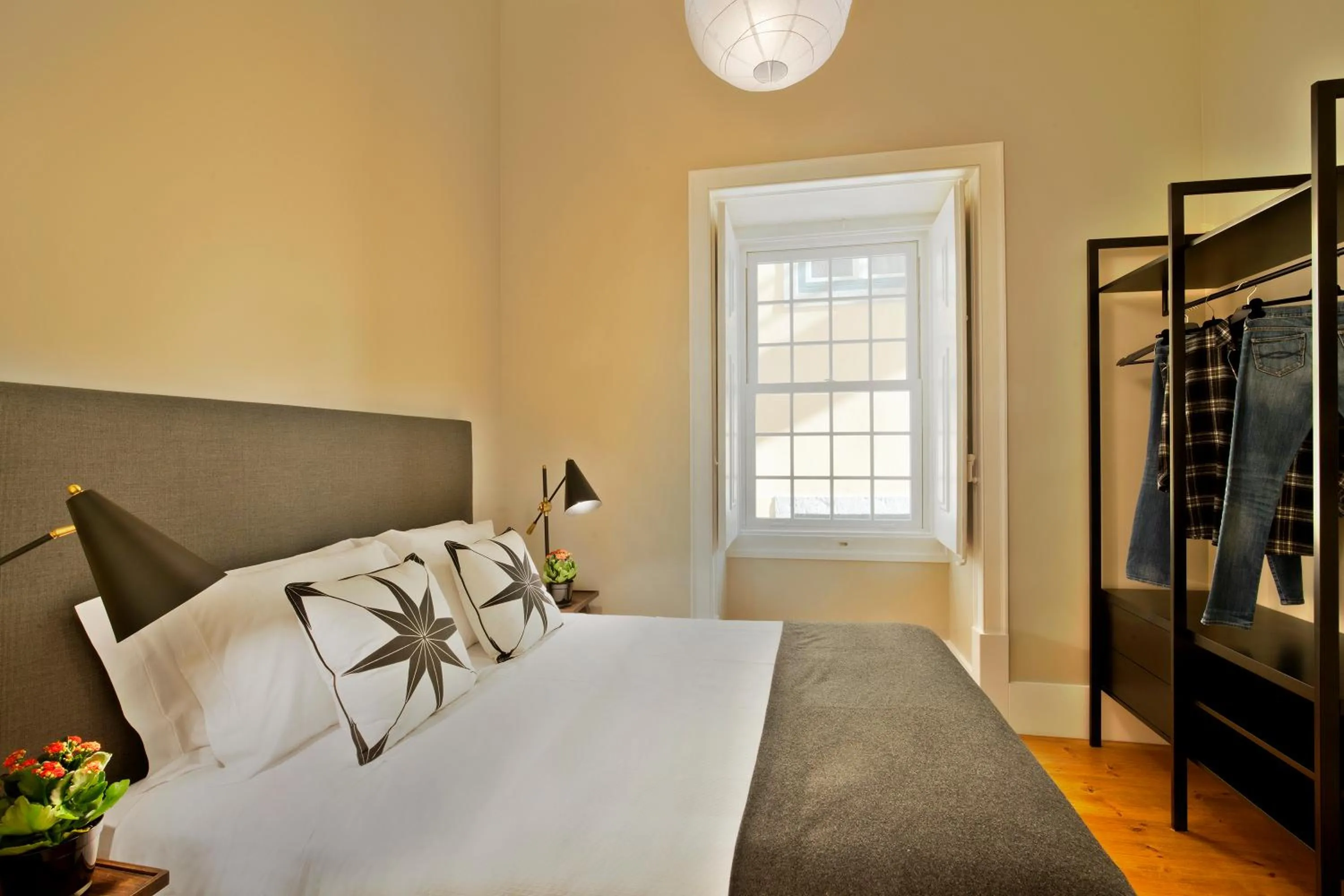 Bedroom, Bed in Lisbon Five Stars Apartments Bica