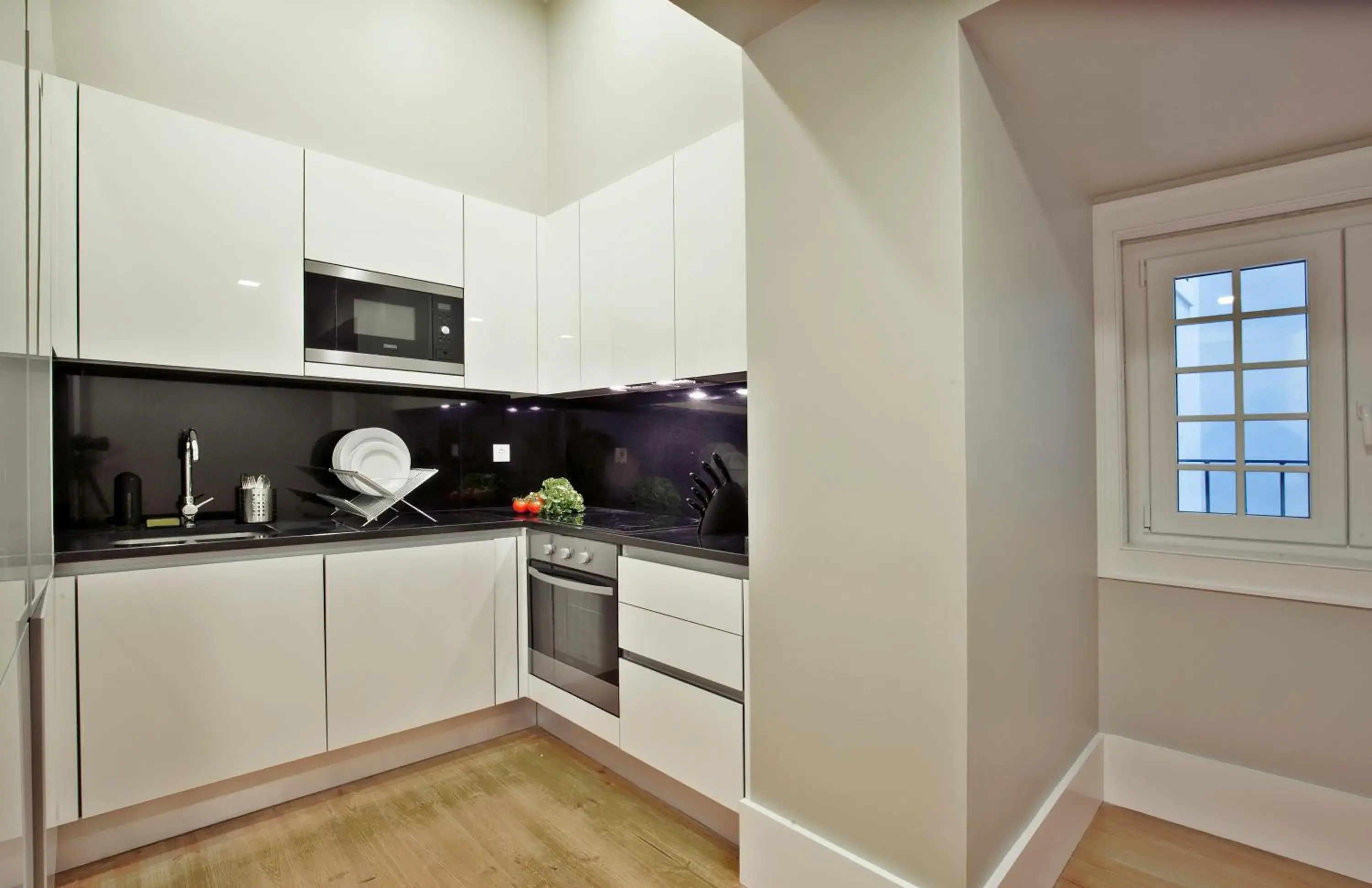 Two-Bedroom Apartment with Balcony in Lisbon Five Stars Apartments Bica Two-Bedroom Apartment with Balcony in Lisbon Five Stars Apartments Bica