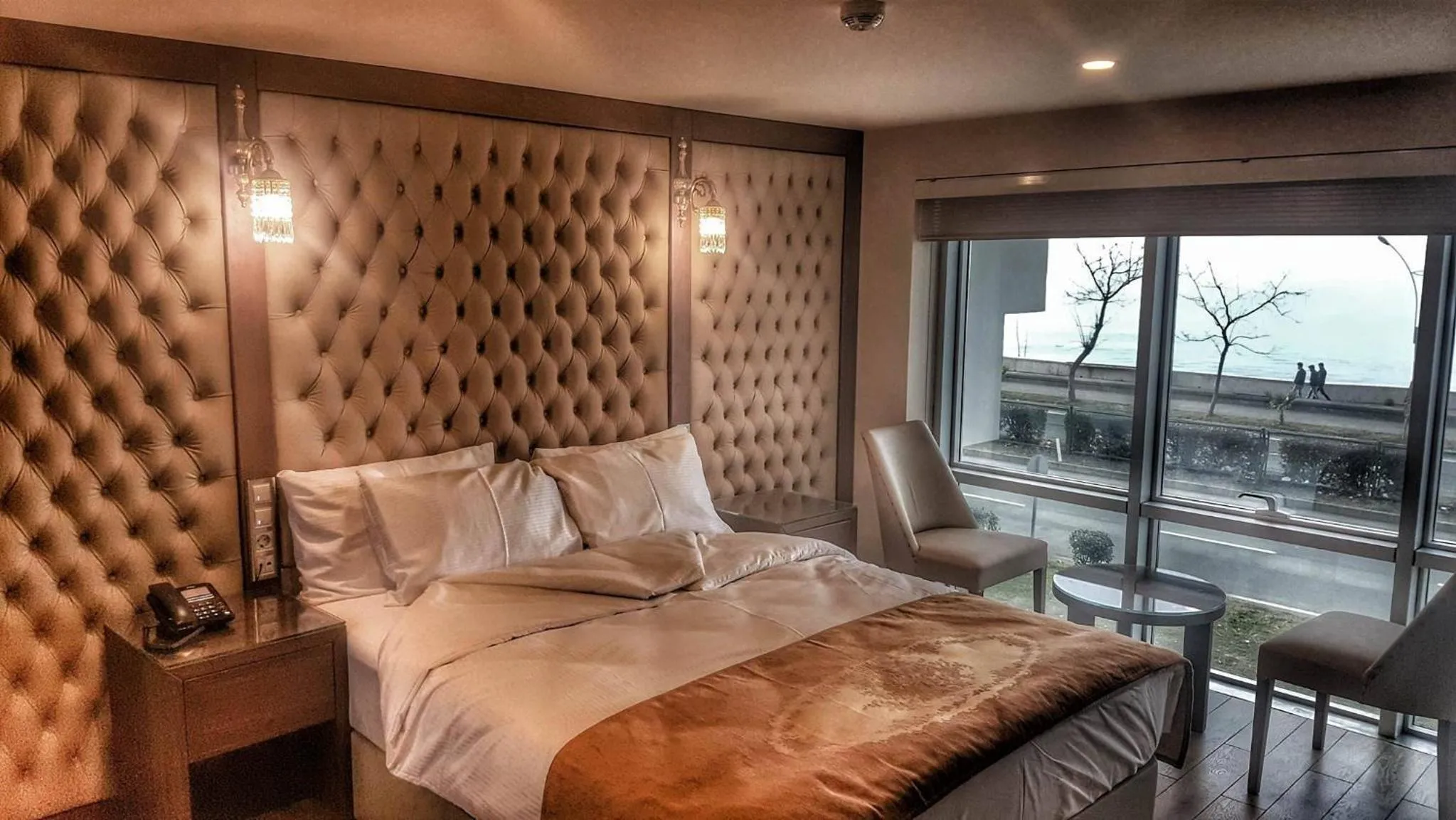 Nana Hotel