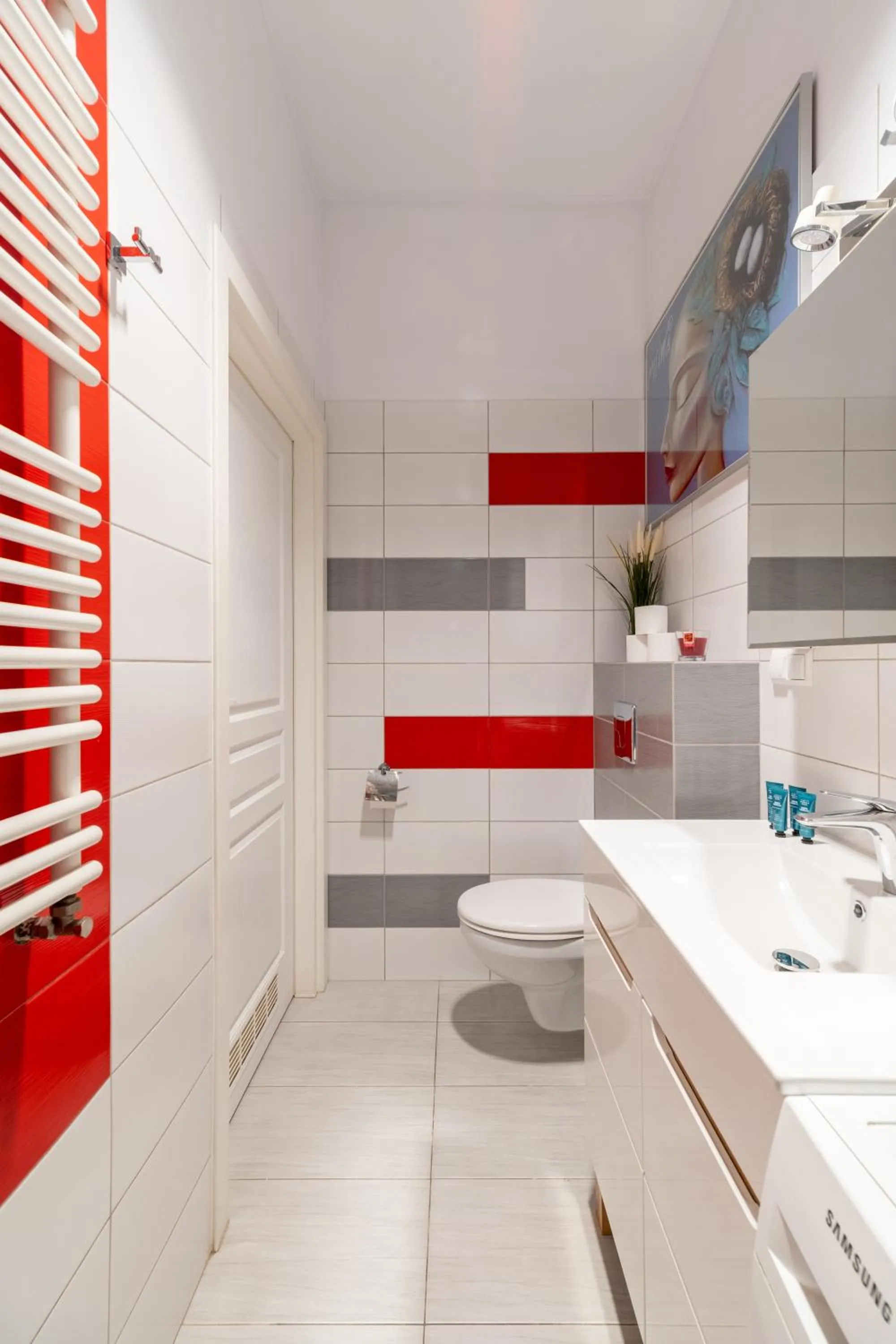 Toilet in Horizon Apartments - Plac Nowy