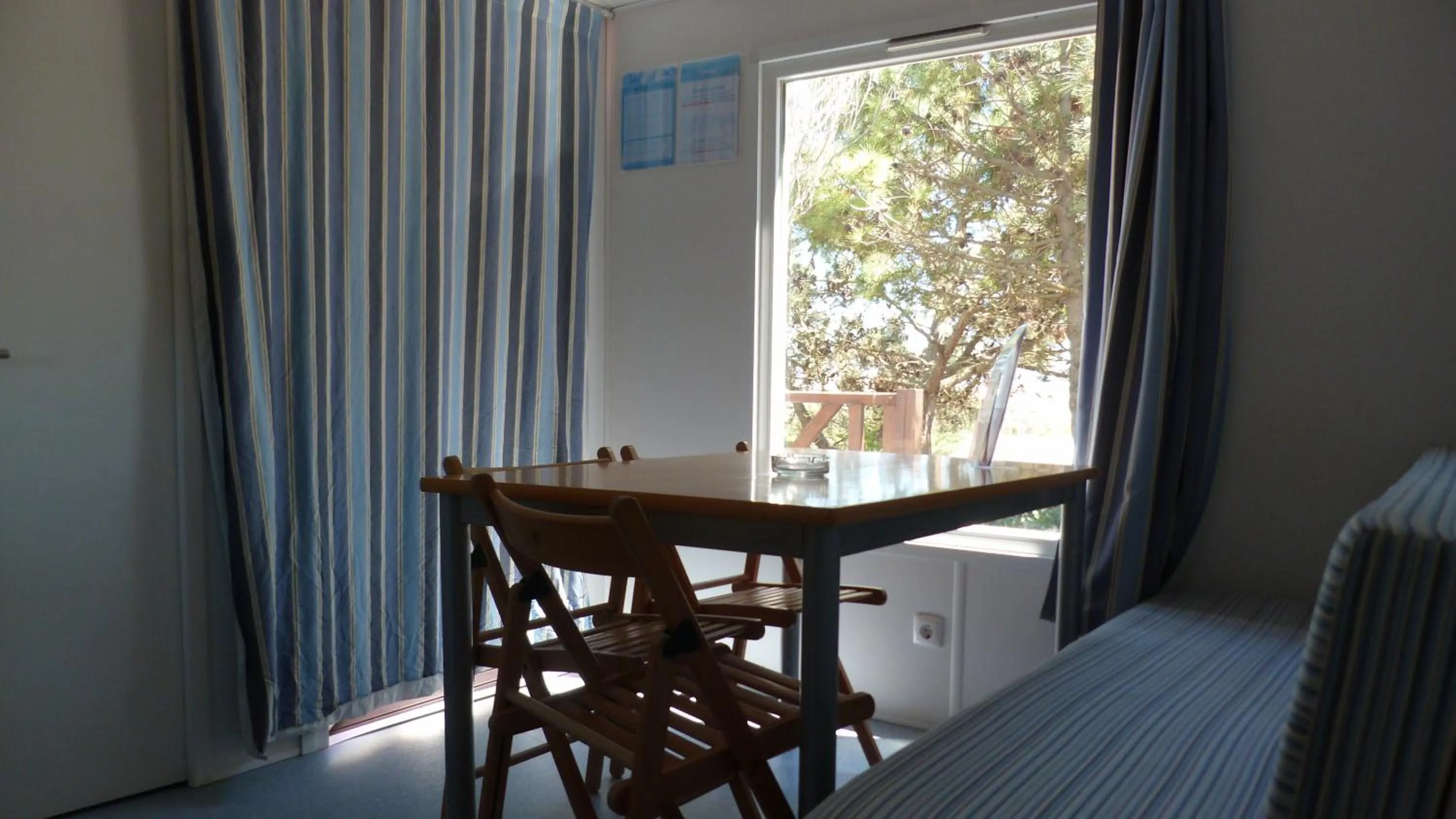 Living room in Parque de Campismo Orbitur Sagres