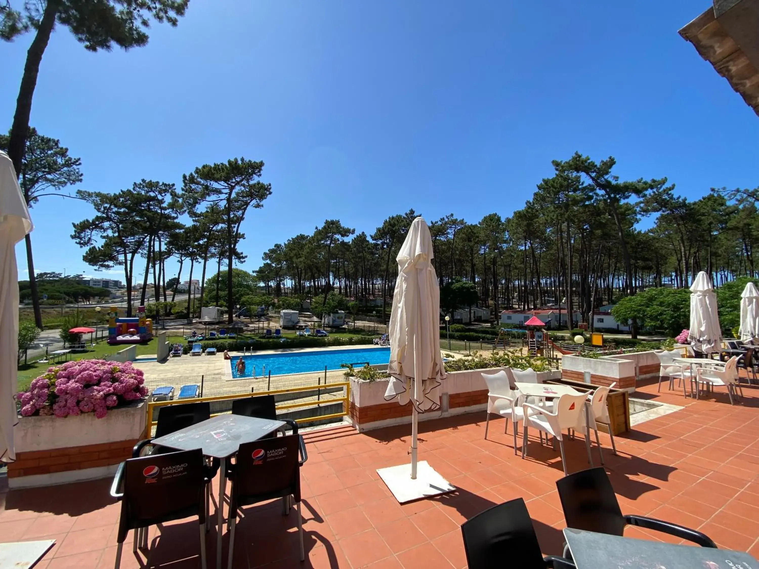 Pool view in Parque de Campismo Orbitur Valado Pool view in Parque de Campismo Orbitur Valado