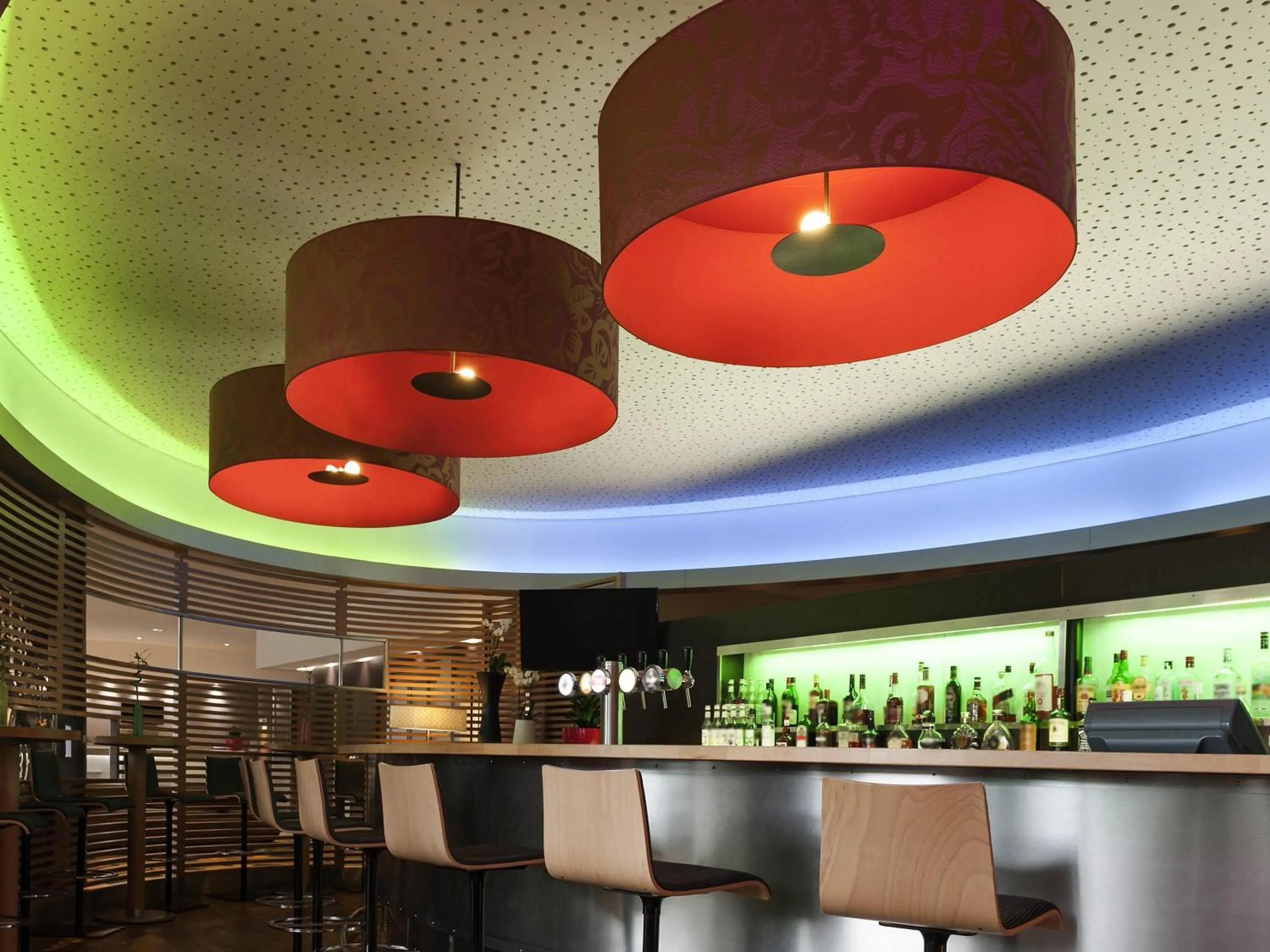 Lounge or bar in Novotel Leuven Centrum