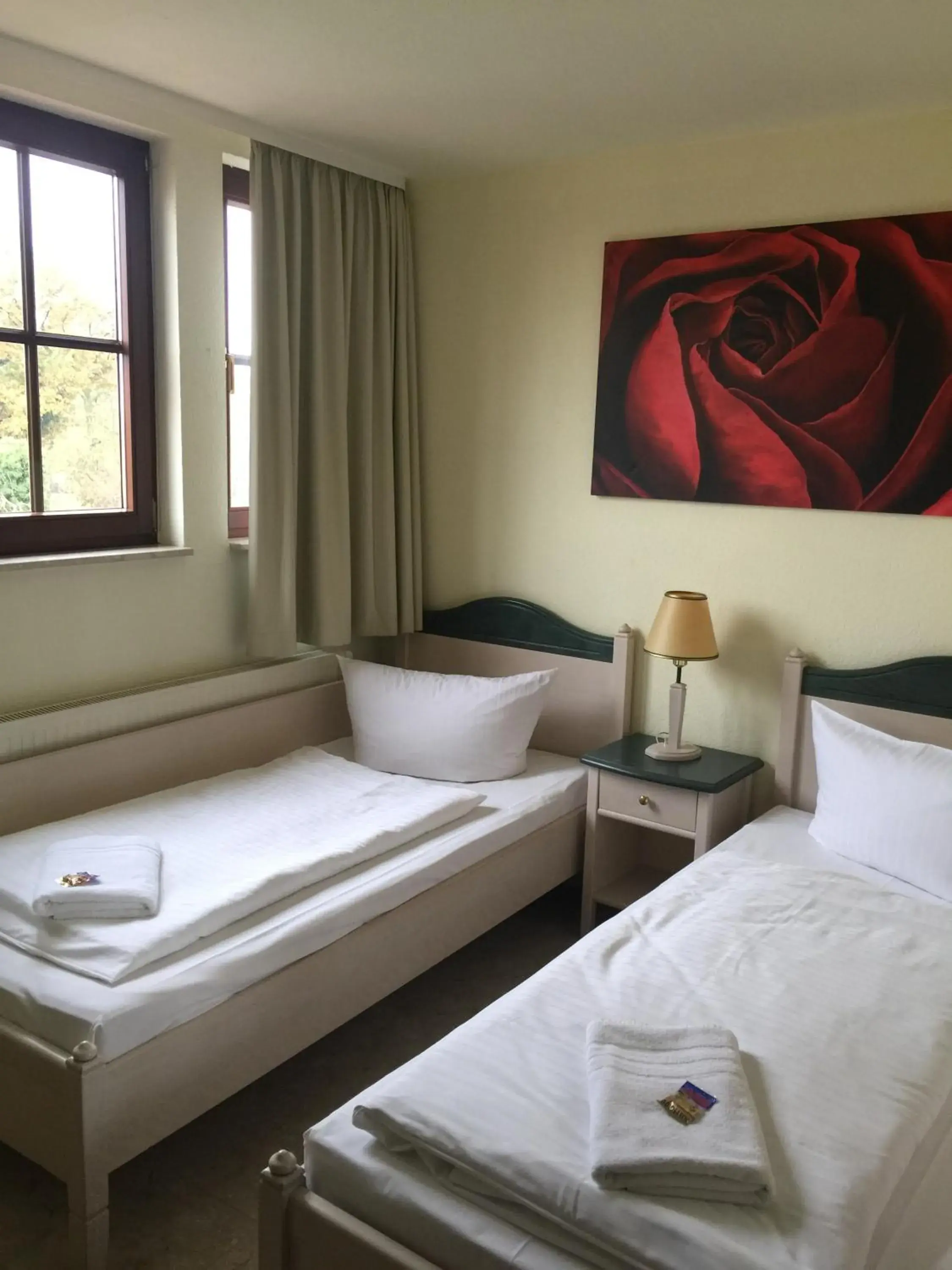 Small Twin Room - single occupancy in Hotel Brauhaus Wittenberg Small Twin Room - single occupancy in Hotel Brauhaus Wittenberg