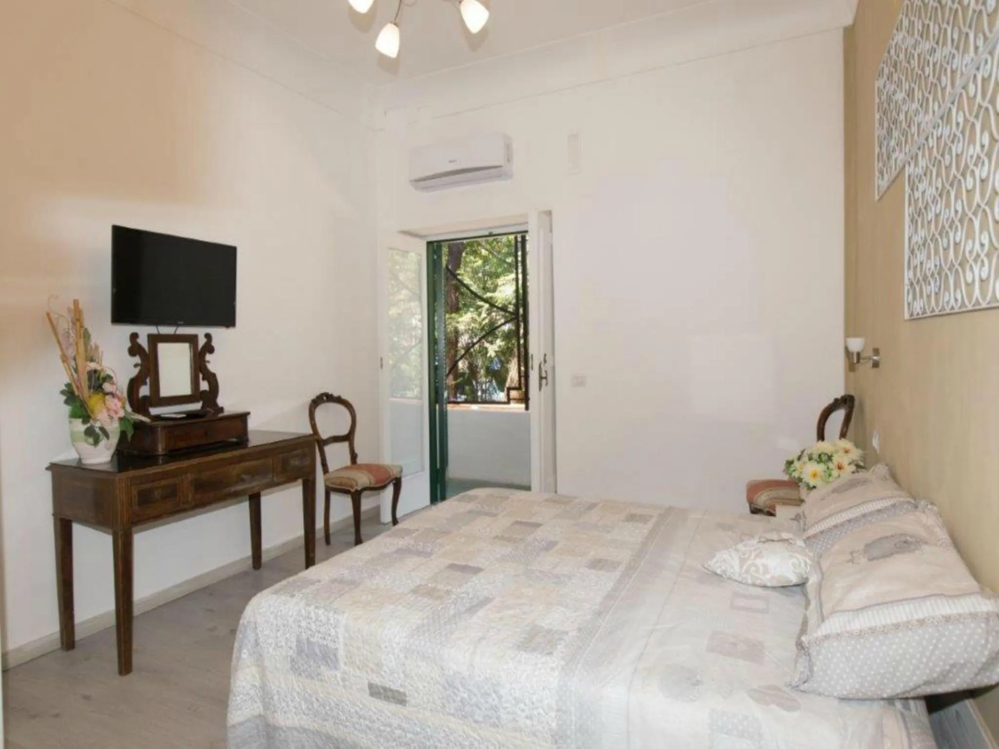 Photo of the whole room, Bed in Affittacamere Cecco Rooms