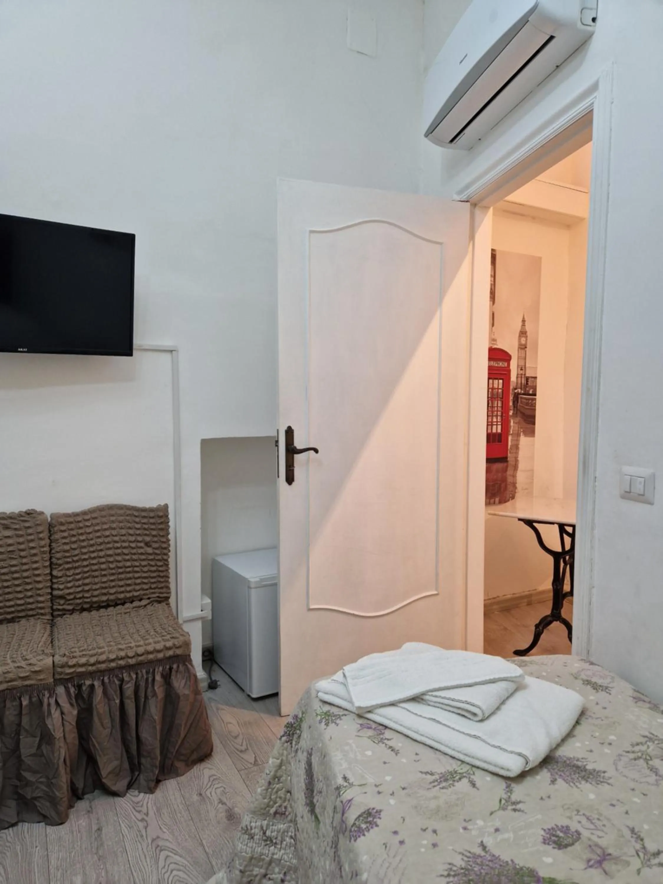 Bed in Affittacamere Cecco Rooms