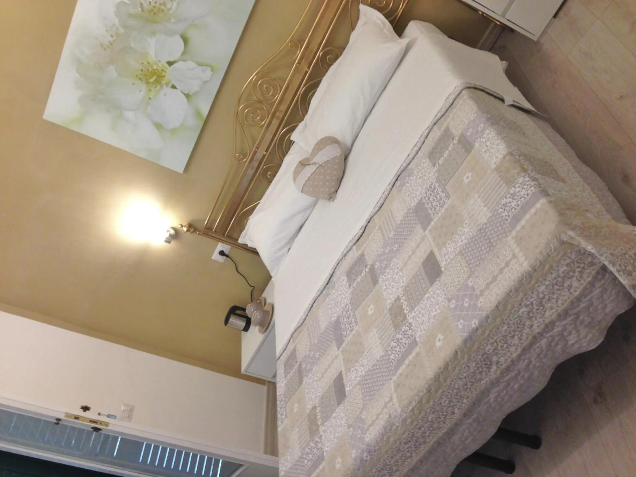 Coffee/tea facilities, Bed in Affittacamere Cecco Rooms