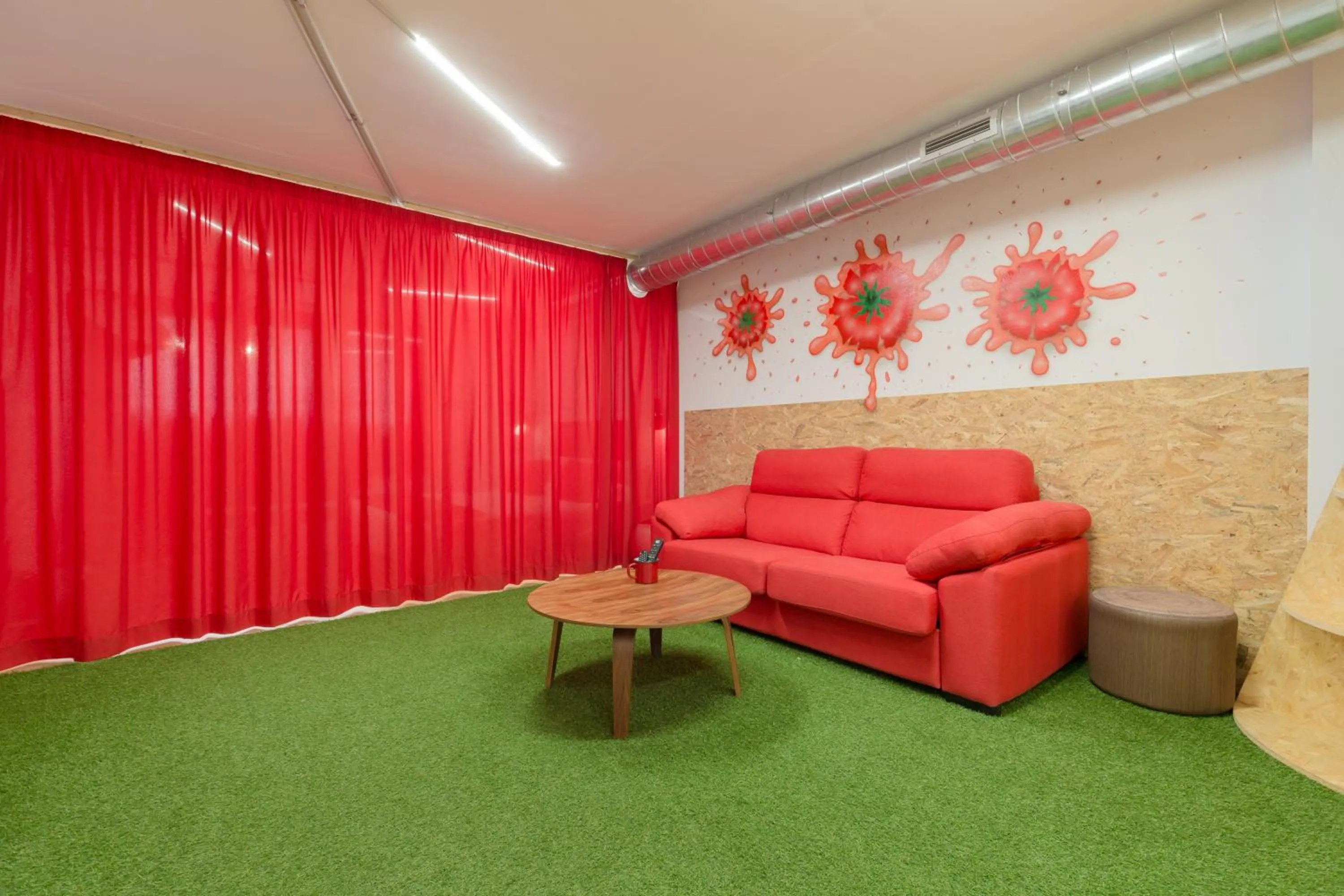 Tomate Rooms