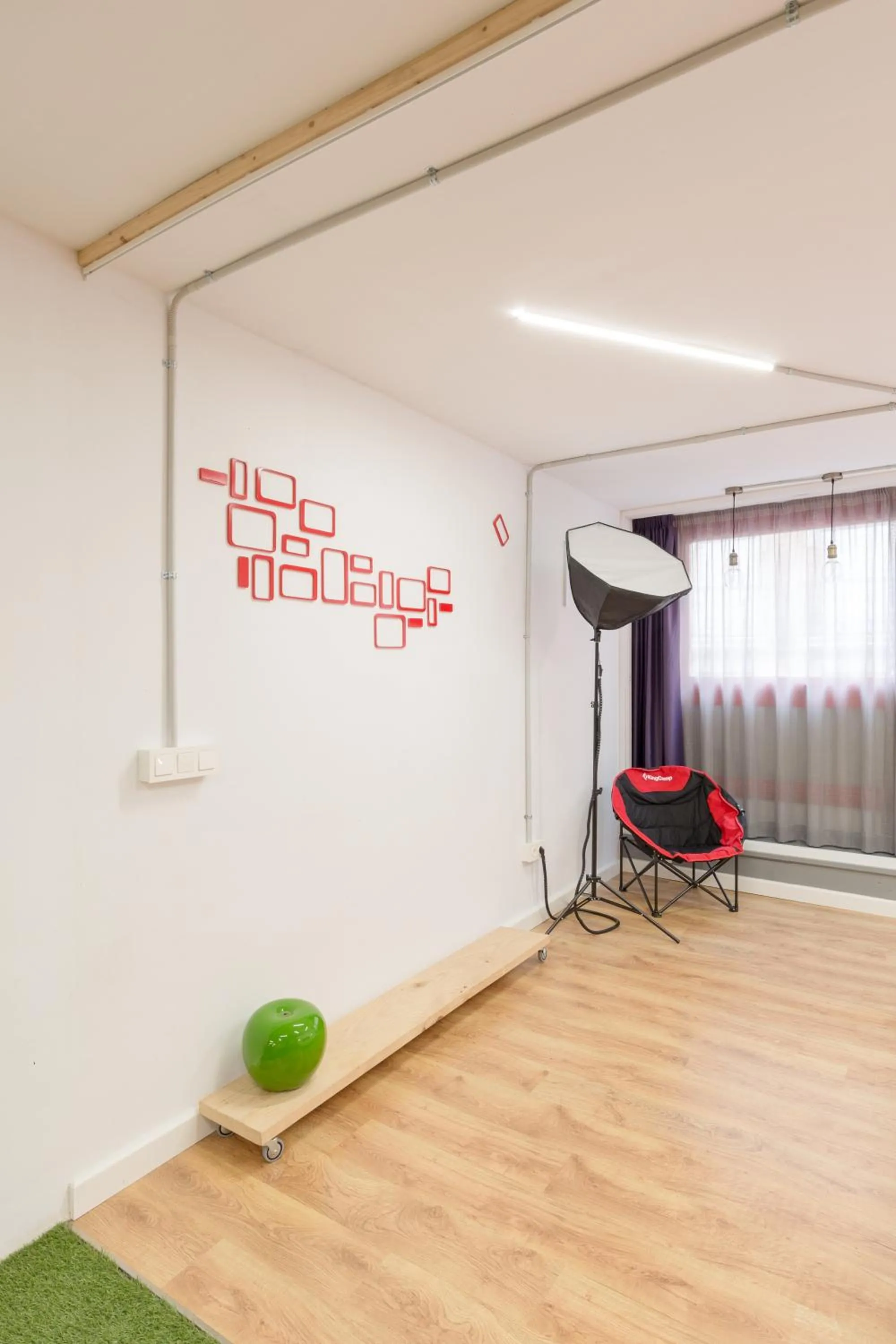 Tomate Rooms