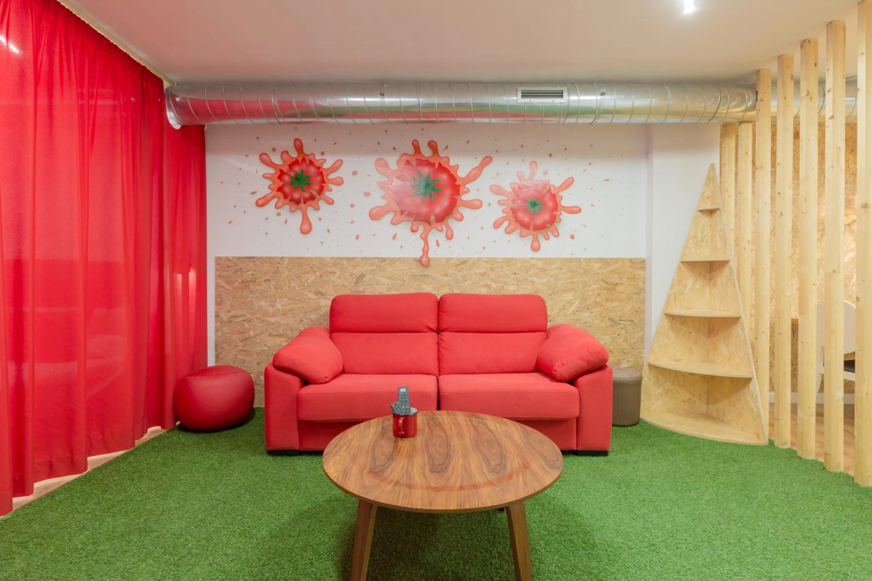 Tomate Rooms