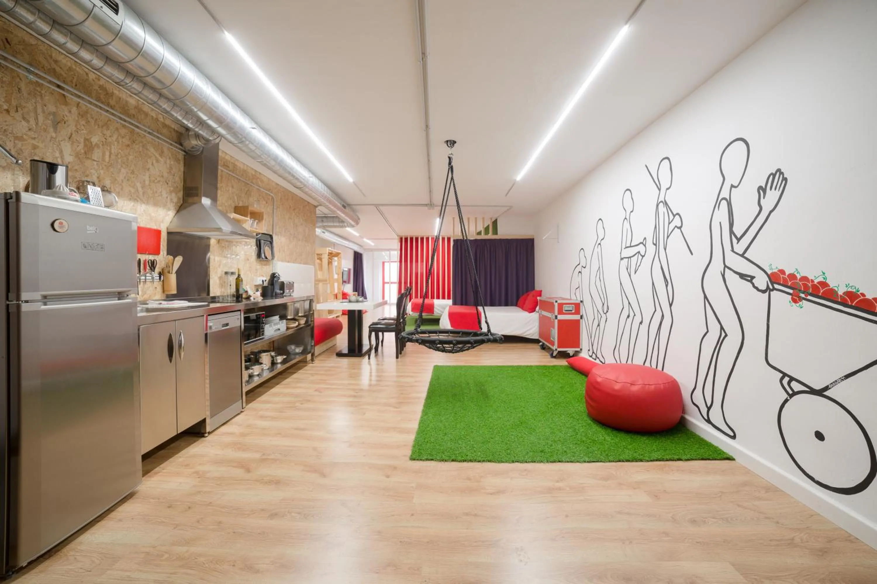 Photo of the whole room in Tomate Rooms