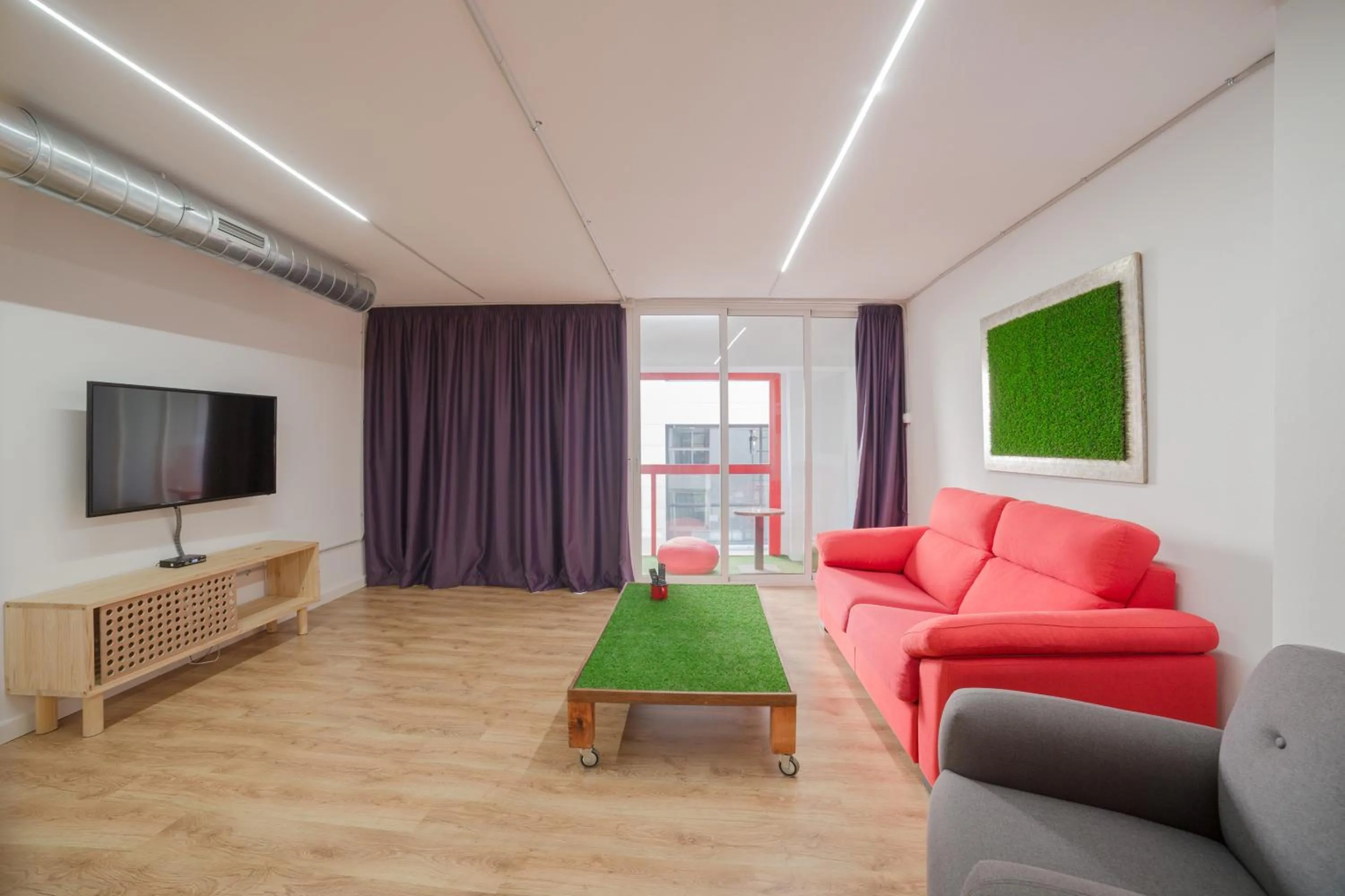 Tomate Rooms