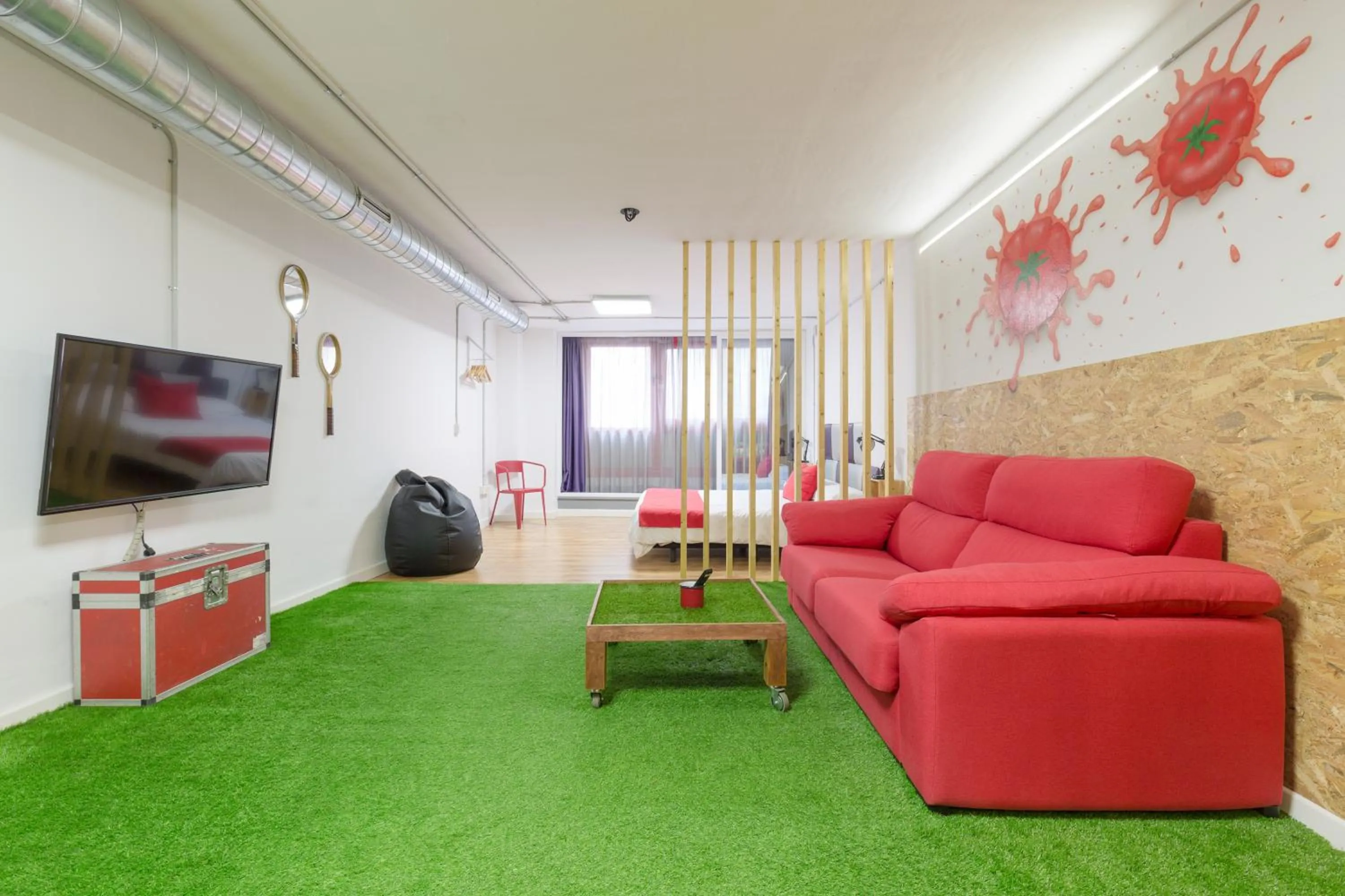 Tomate Rooms