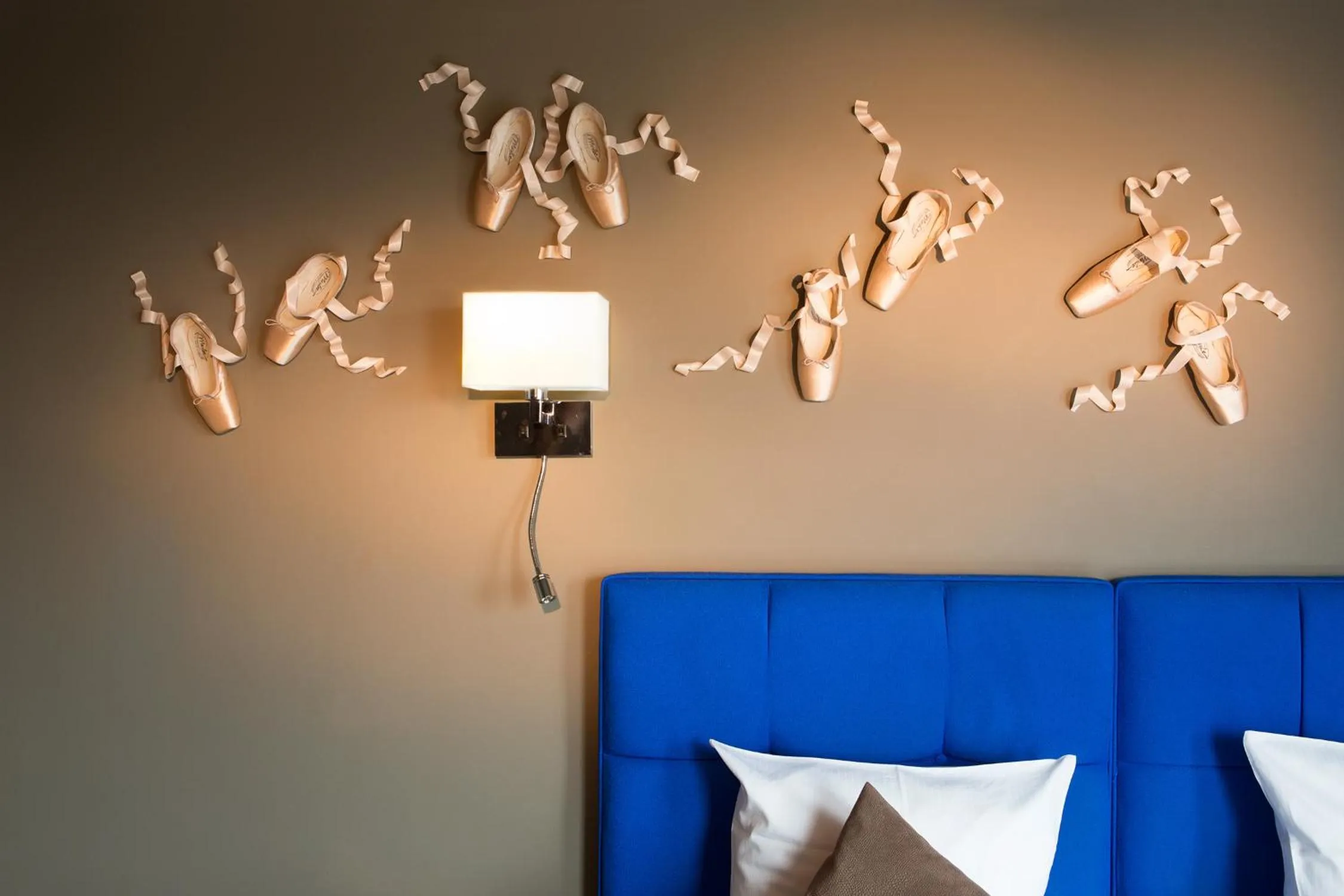 Bed in Hotel The Neufchatel