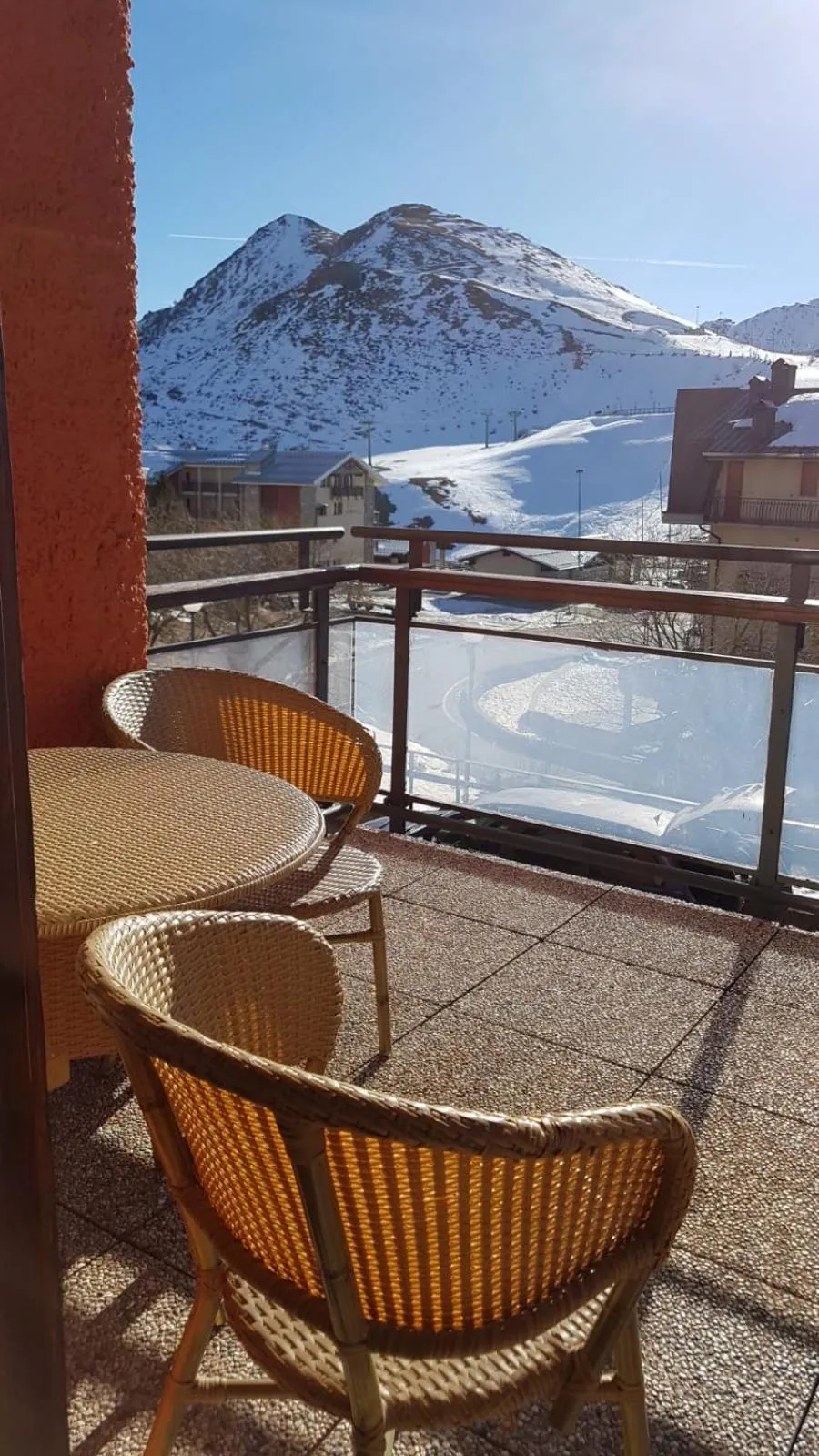 Winter in Hotel Galassia